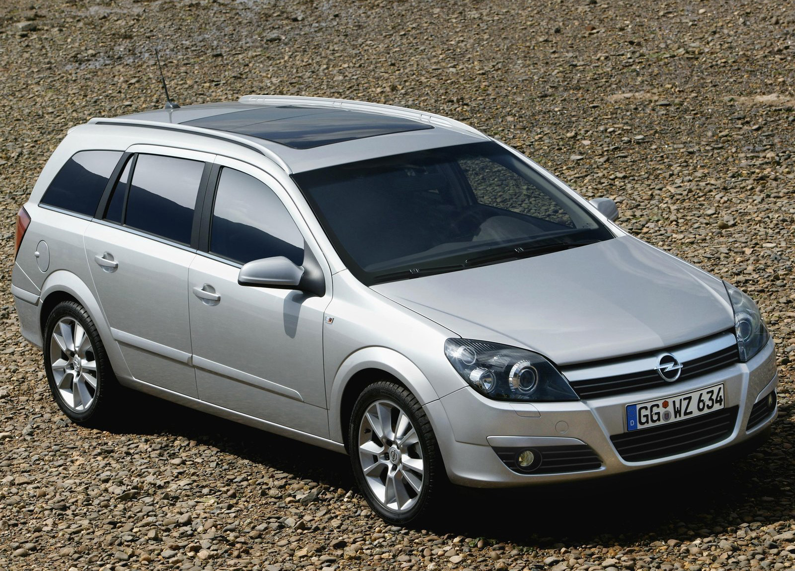 Opel Astra Station Wagon photo #1