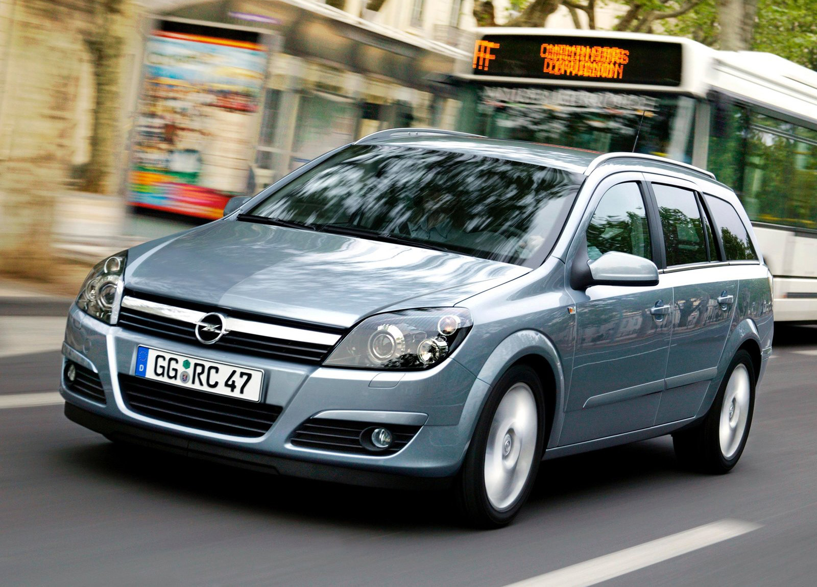 Opel Astra Station Wagon photo #14