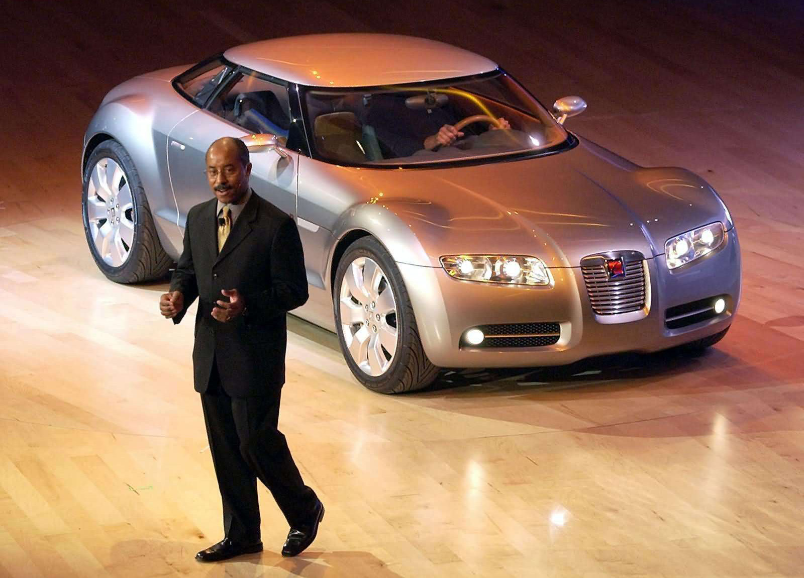 Saturn Curve Concept photo #8