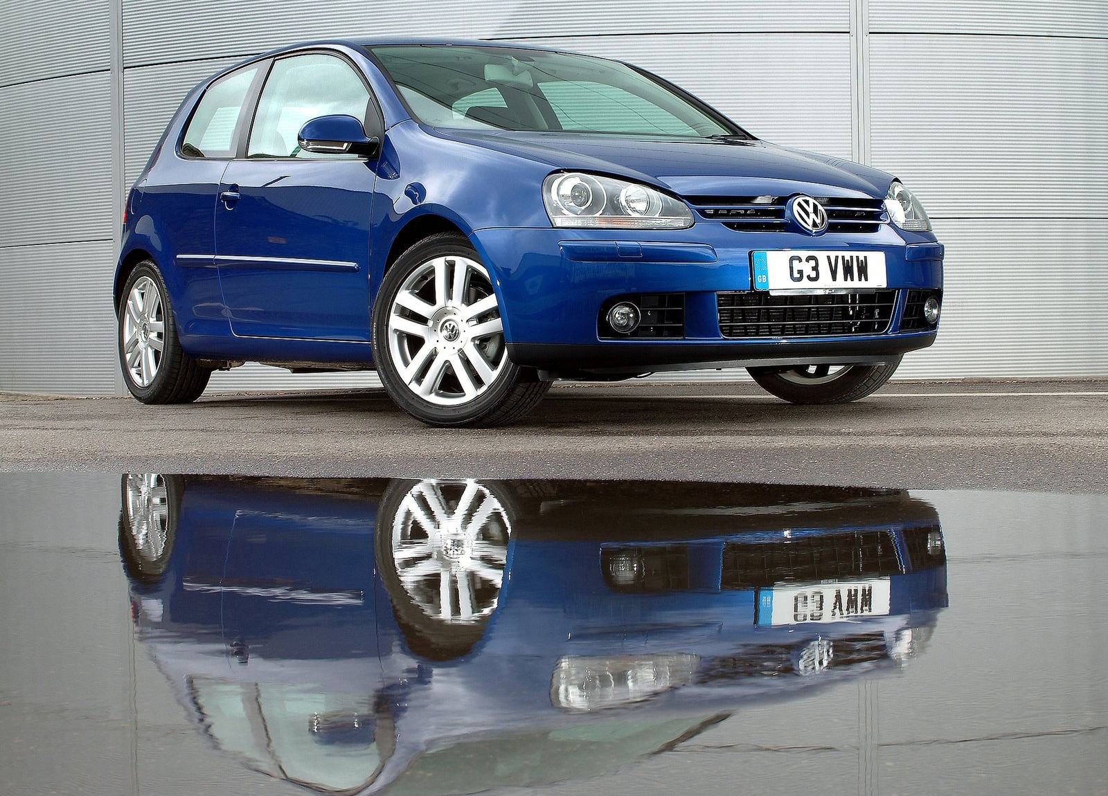 Volkswagen Golf photo #3