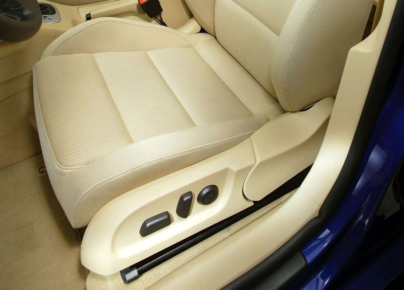 Volkswagen Golf photo #16