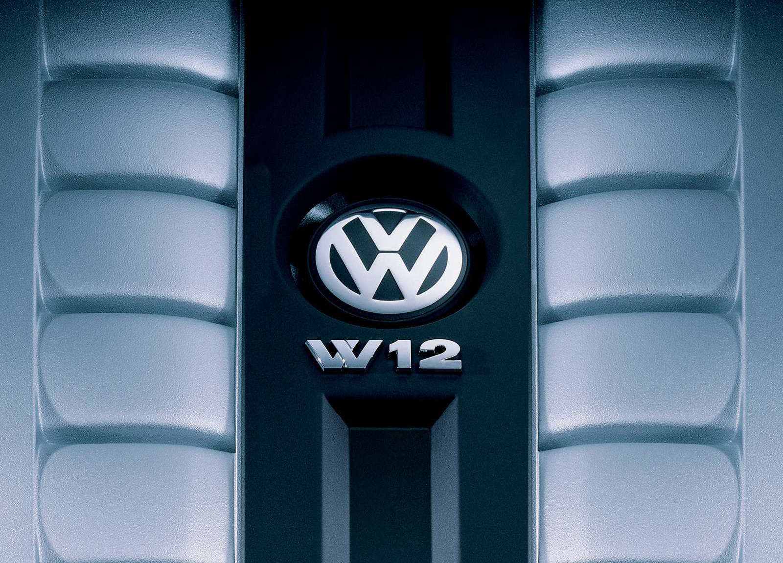 Volkswagen Touareg W12 Sport photo #8