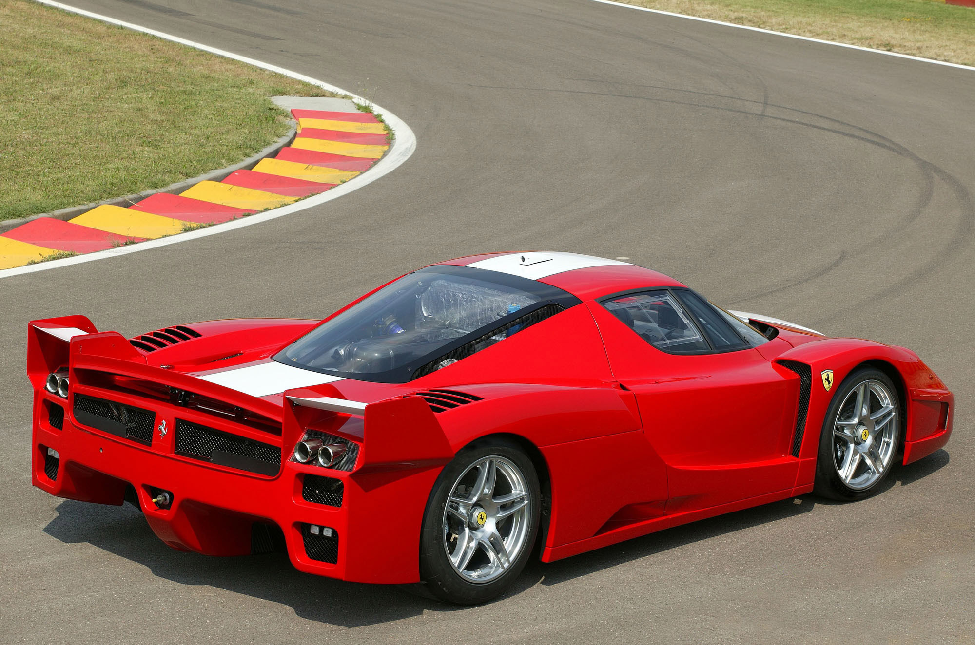Ferrari FXX photo #3