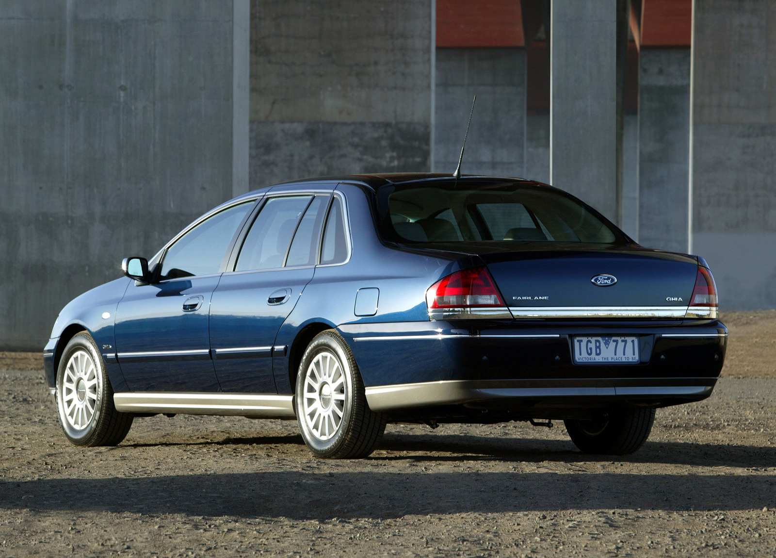 Ford BA Fairlane Ghia MkII photo #4