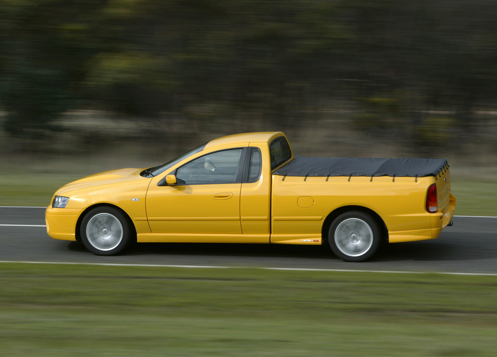 Ford BF Falcon XR8 Ute photo #4