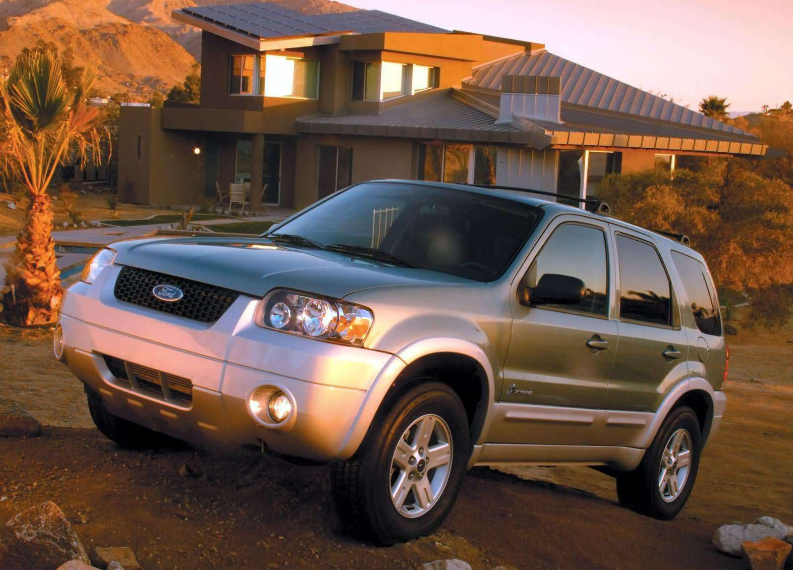 Average mpg ford escape 2005 #7