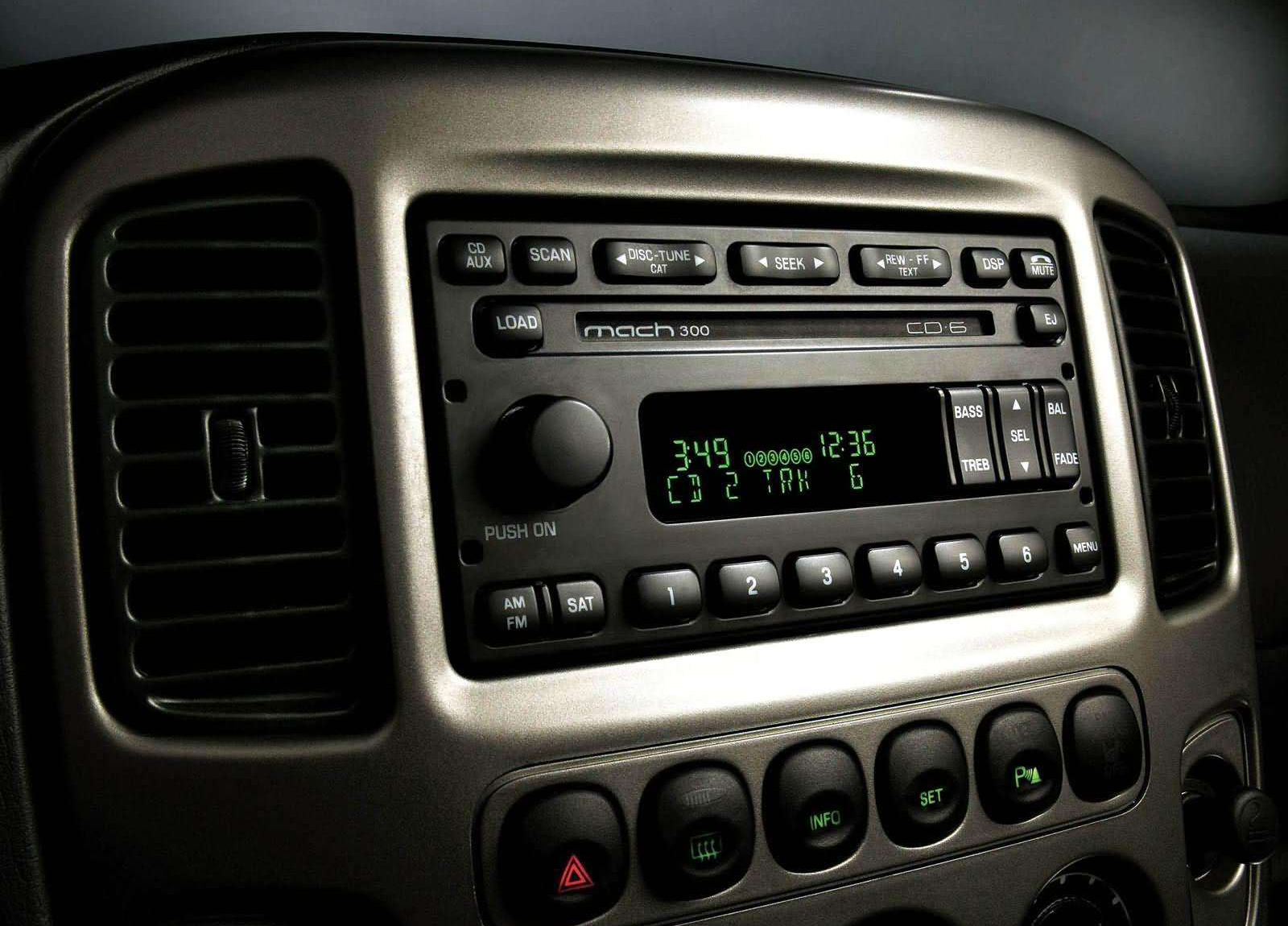 Ford Escape photo #10