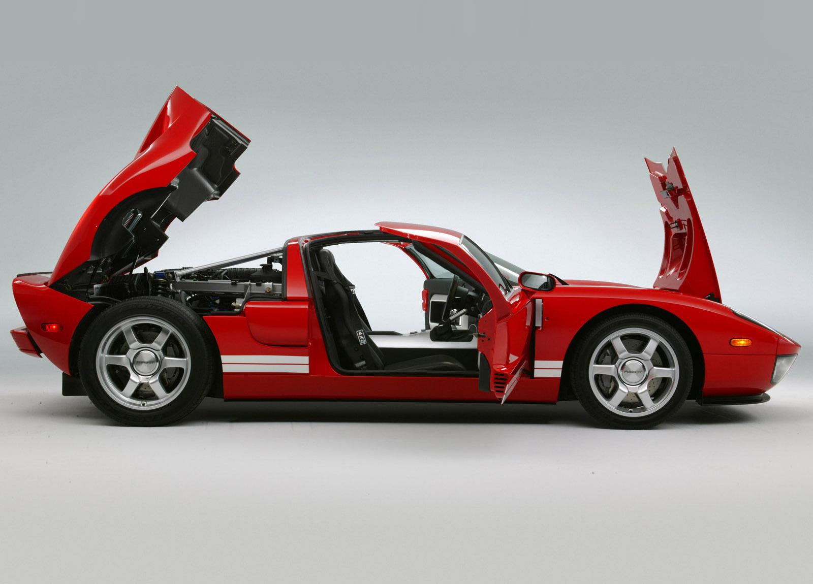 Ford GT photo #16
