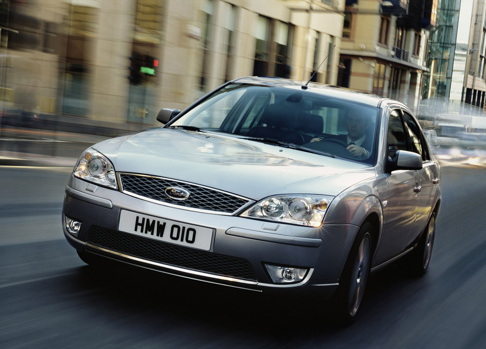 Ford Mondeo photo #2