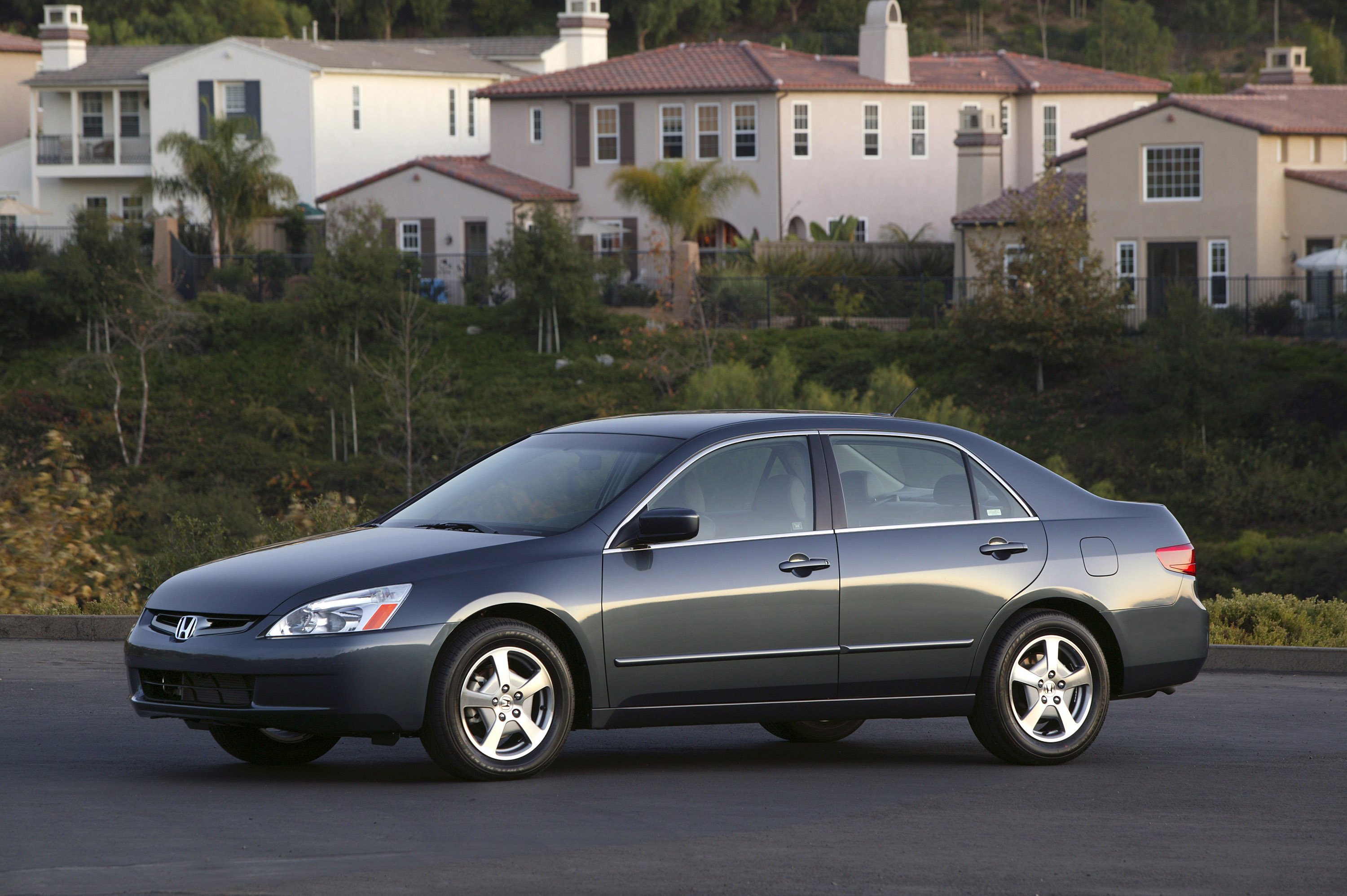 Honda Accord Hybrid photo #17