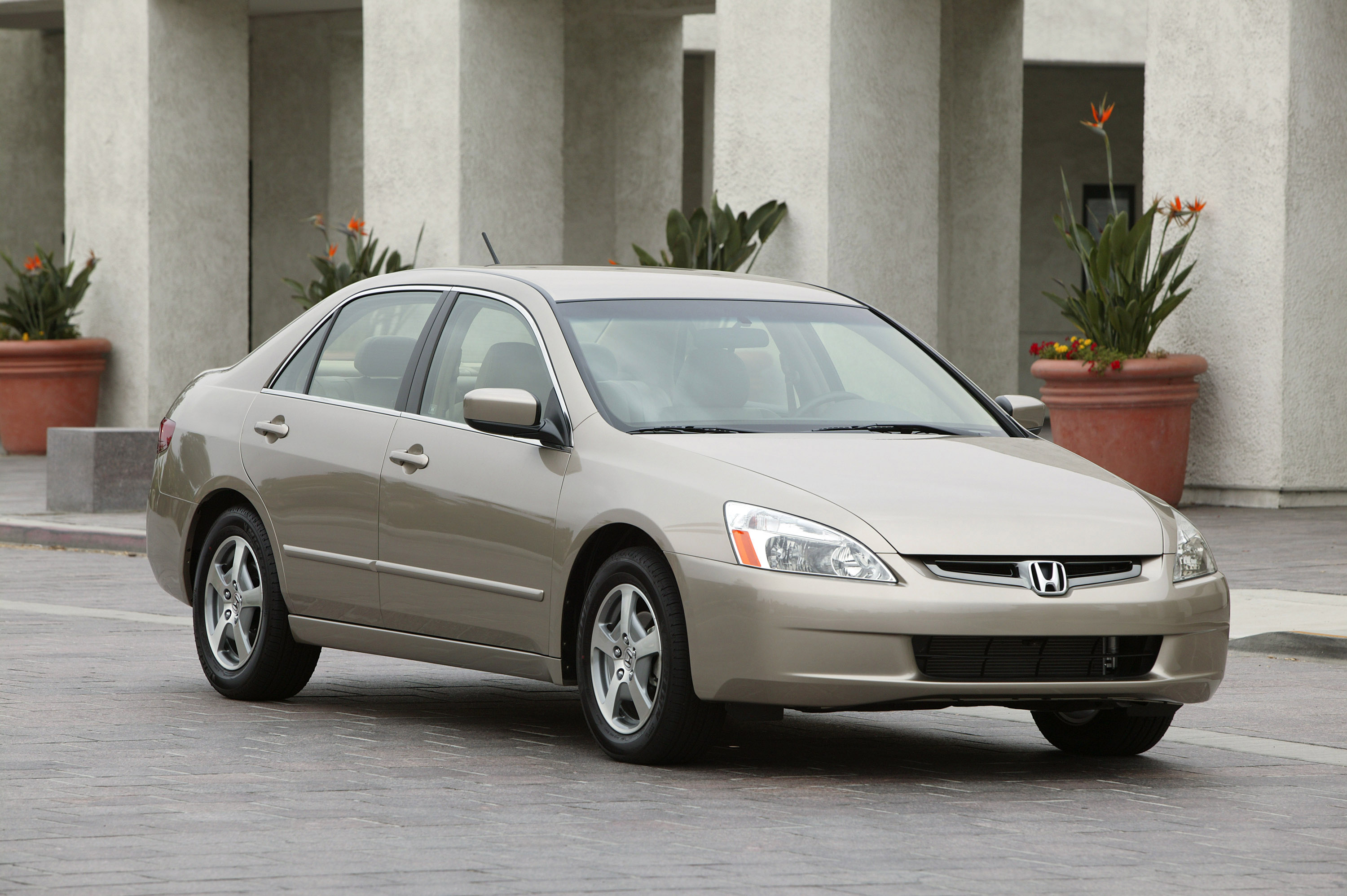 Honda Accord Hybrid photo #28