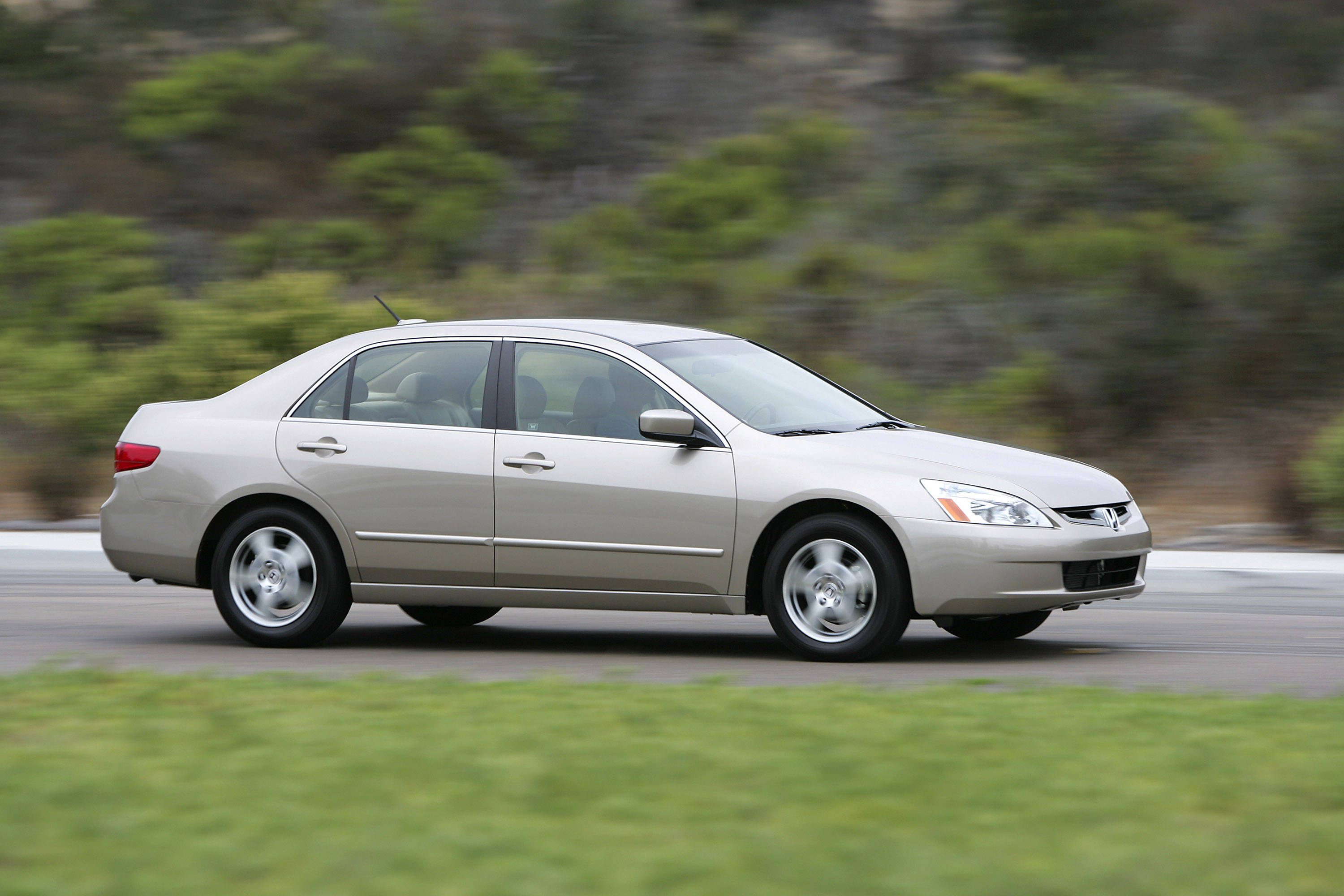 Honda Accord Hybrid photo #31