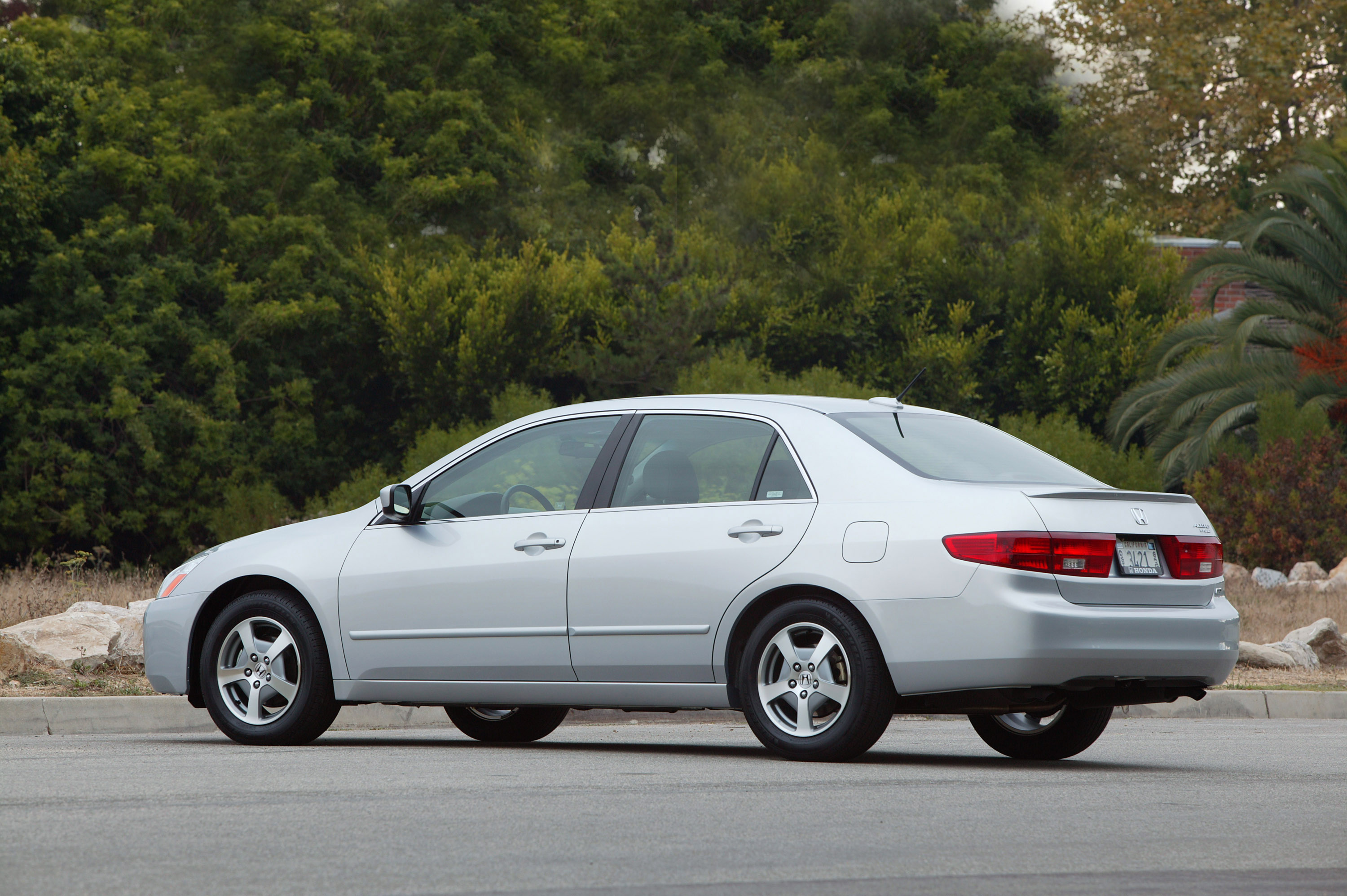Honda Accord Hybrid photo #35