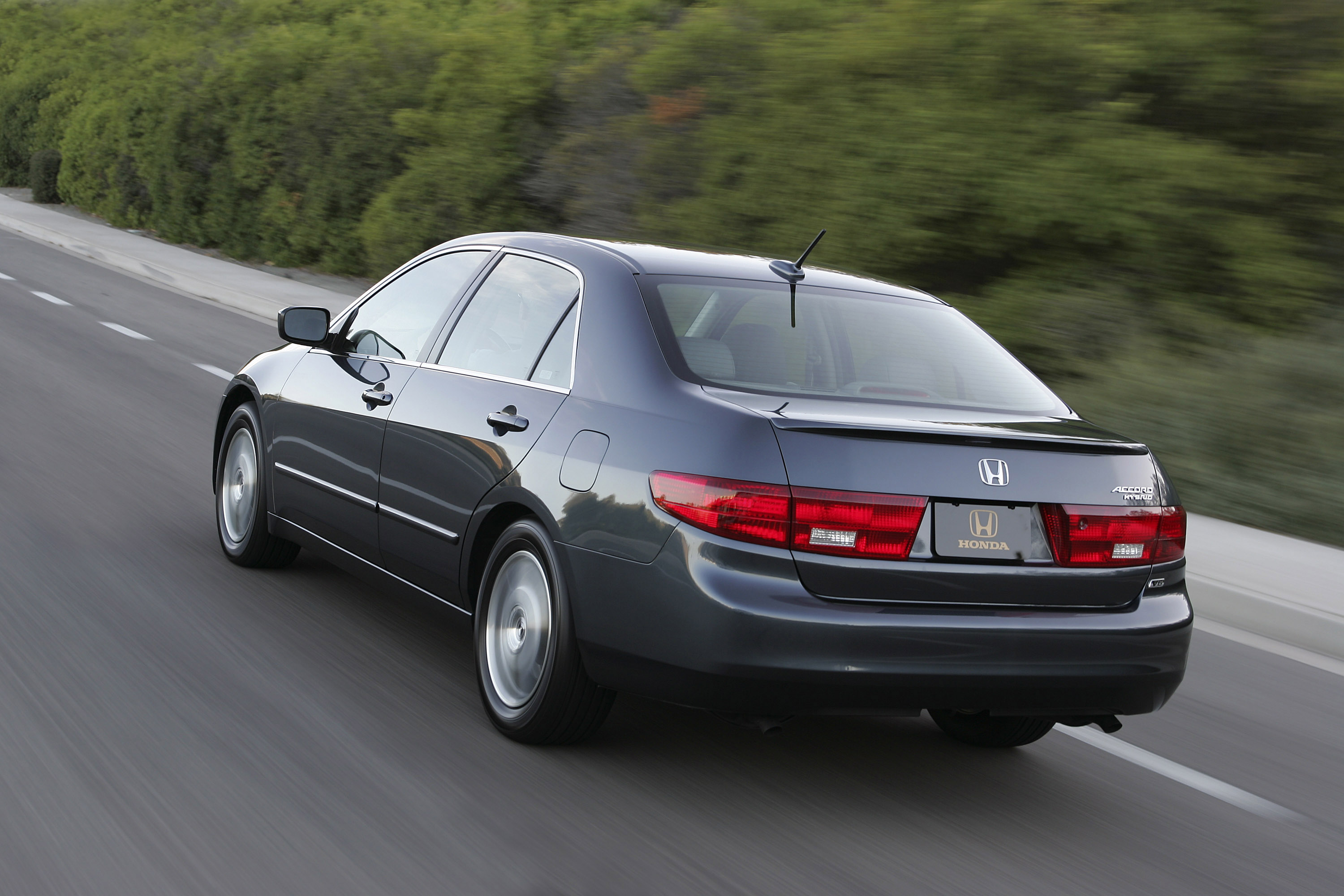 Honda Accord Hybrid photo #45