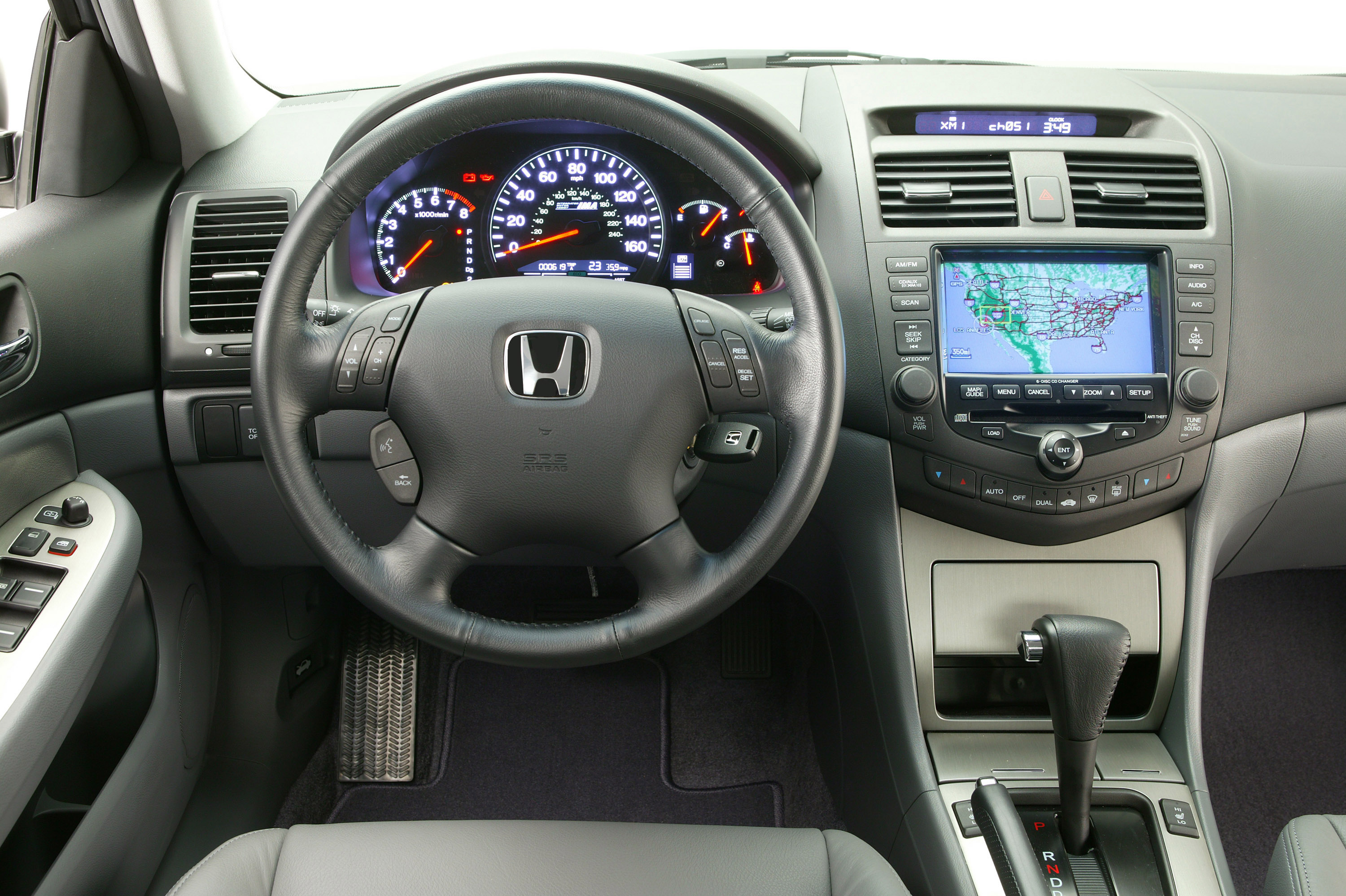 Honda Accord Hybrid photo #63