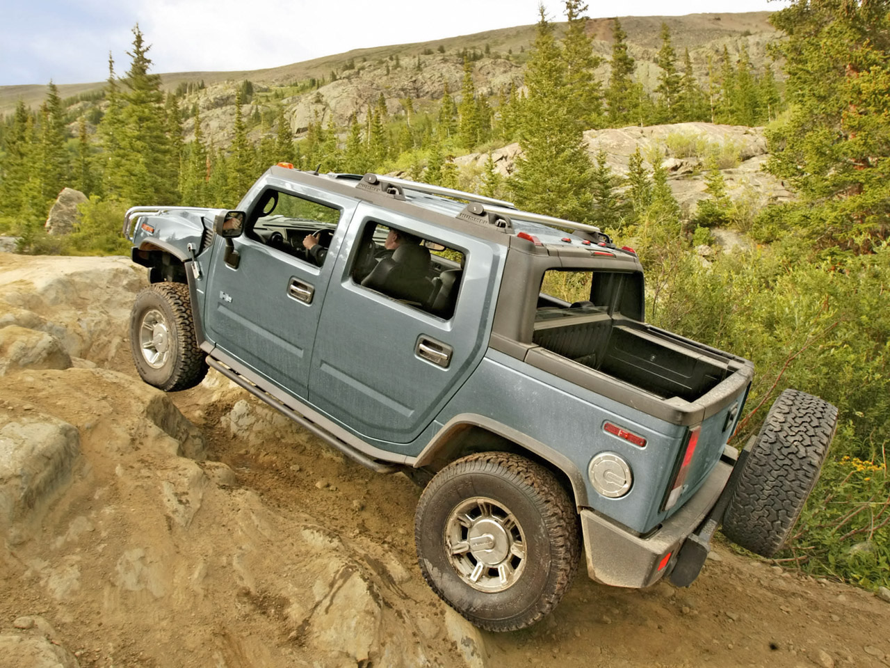 Hummer H2 Sport Utility Truck photo #23