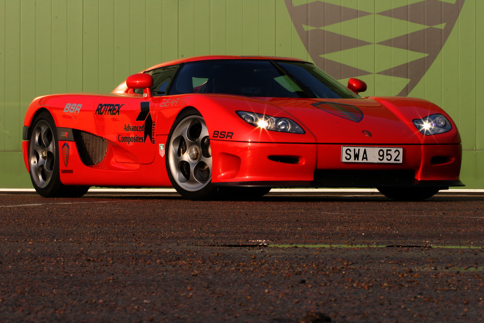 Koenigsegg CCR photo #1