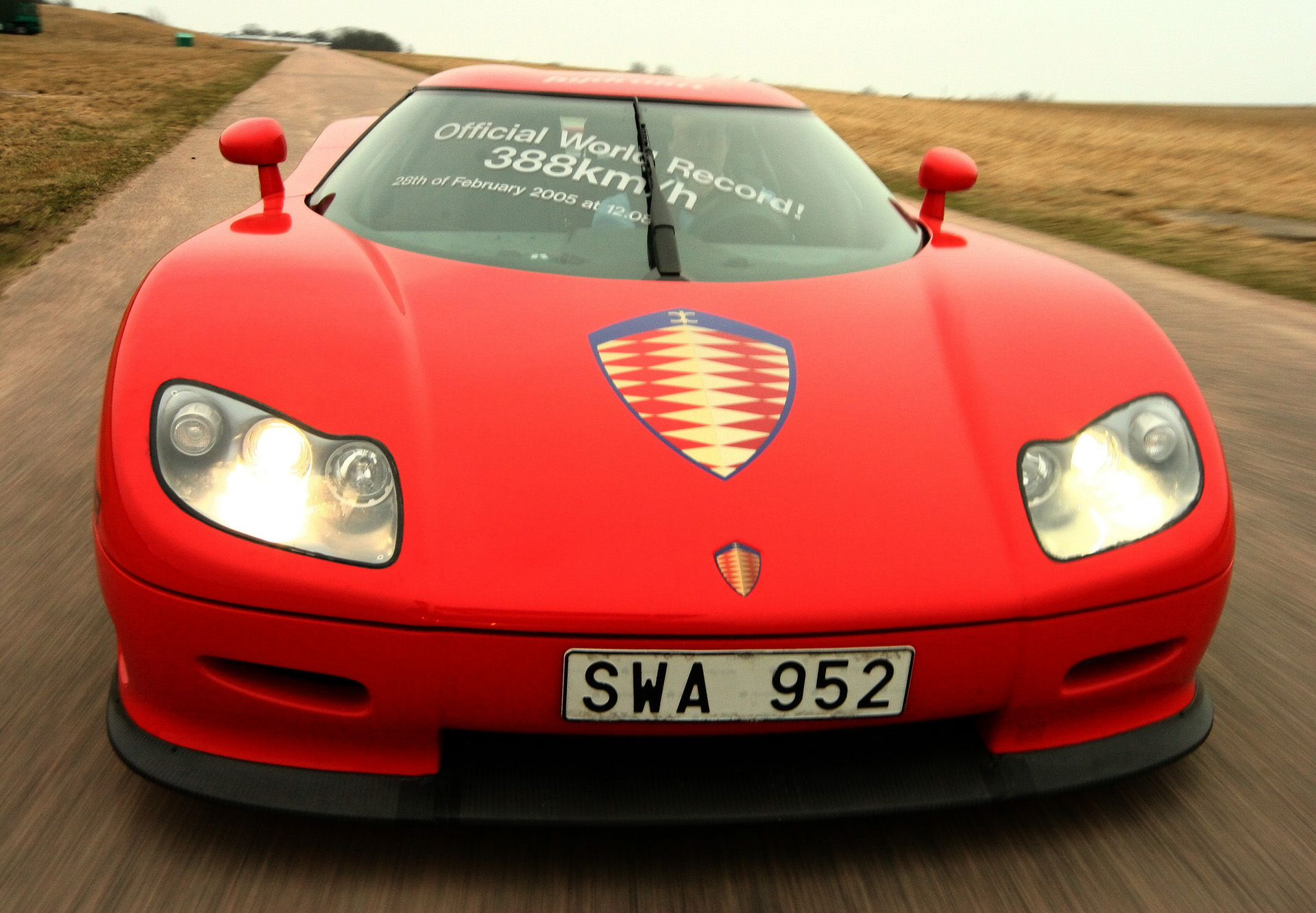 Koenigsegg CCR photo #2