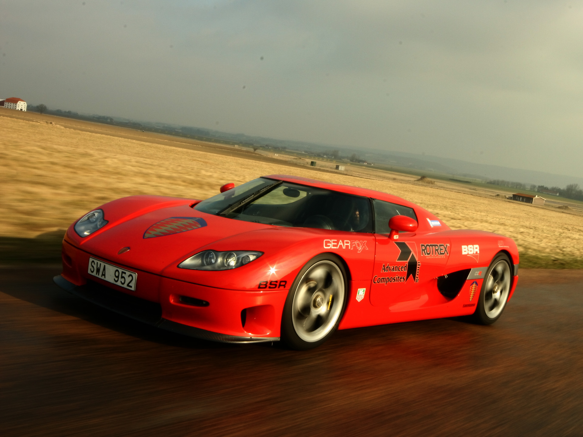 Koenigsegg CCR photo #3