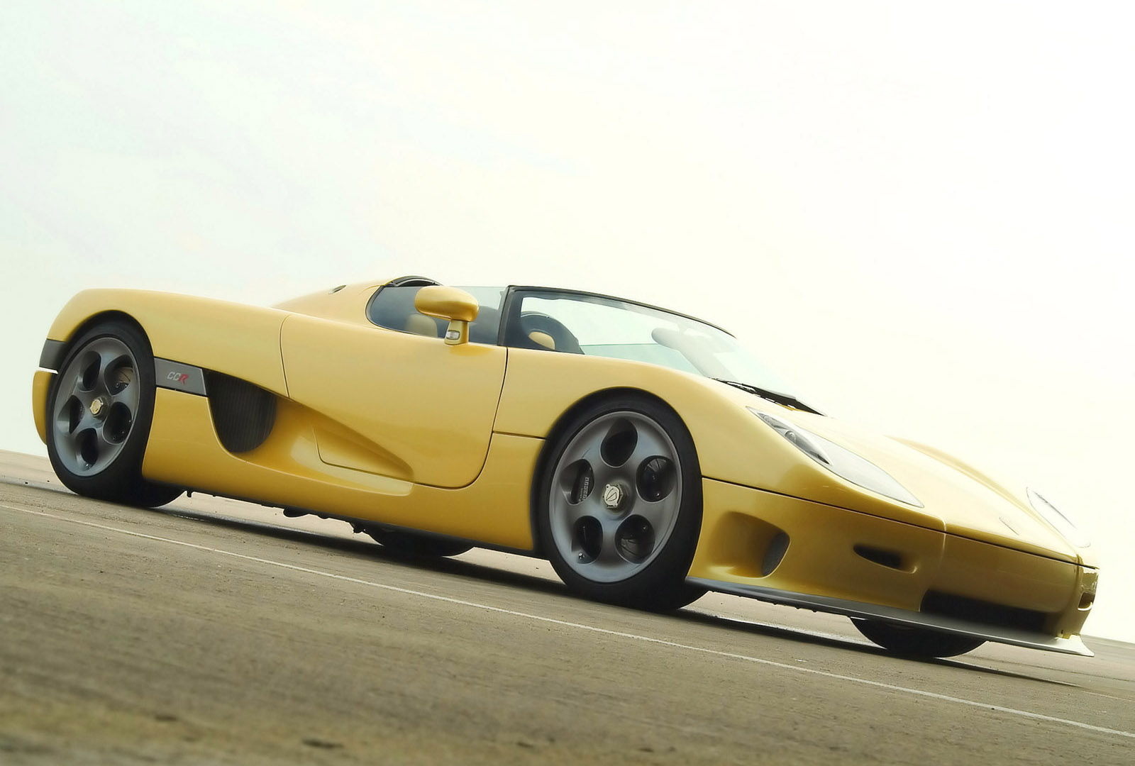 Koenigsegg CCR photo #11