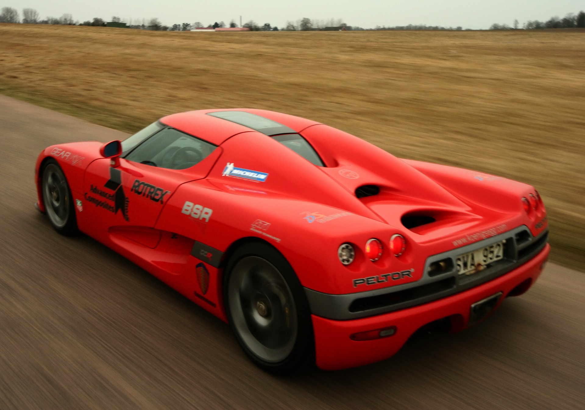 Koenigsegg CCR photo #15