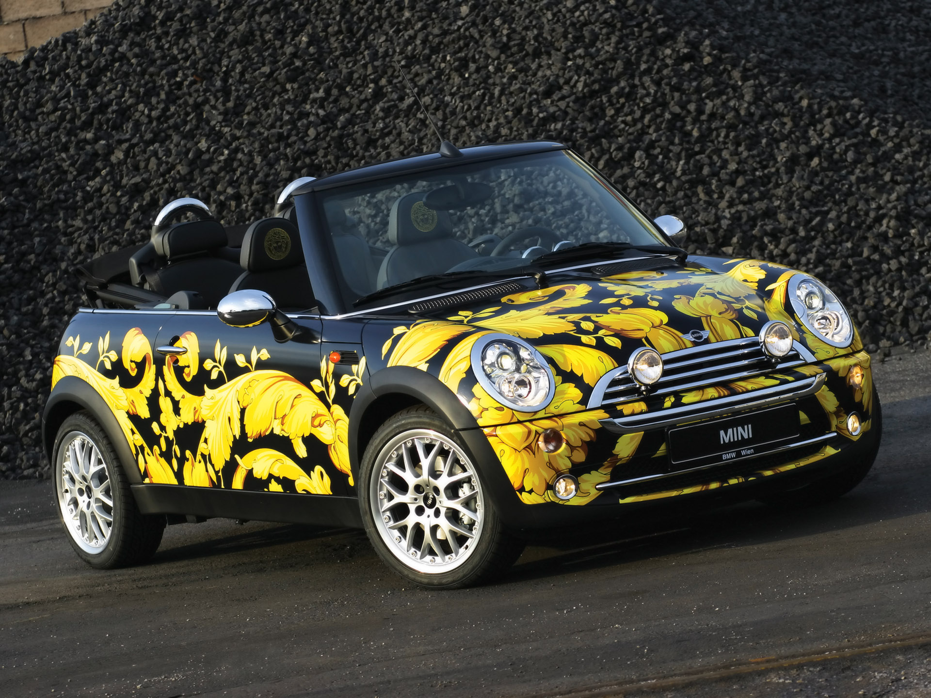 Mini Cabriolet Donatella Versace photo #1