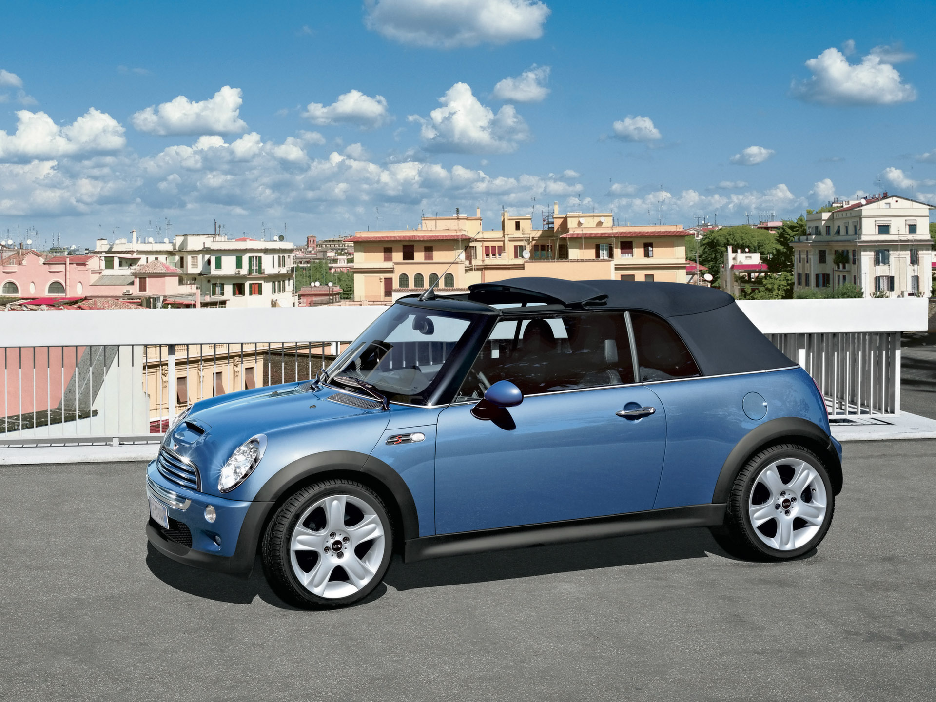 Mini Cooper S Convertible photo #4