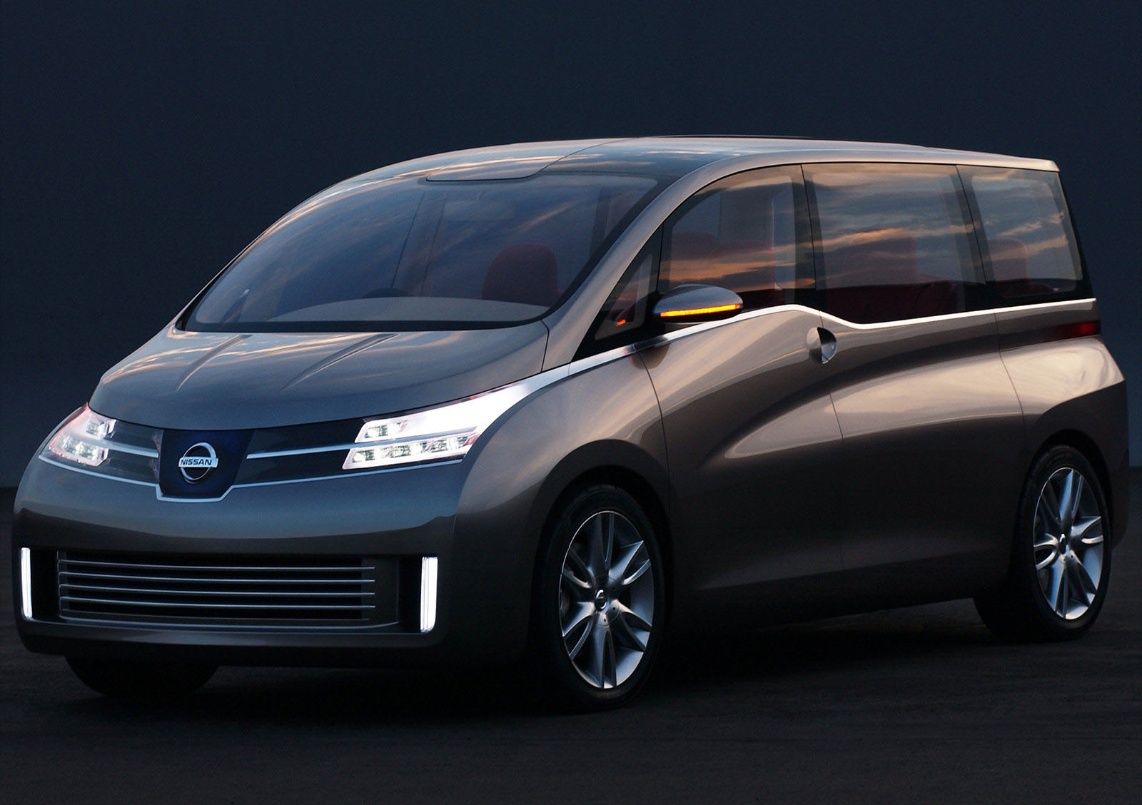 Nissan Amenio Concept photo #2