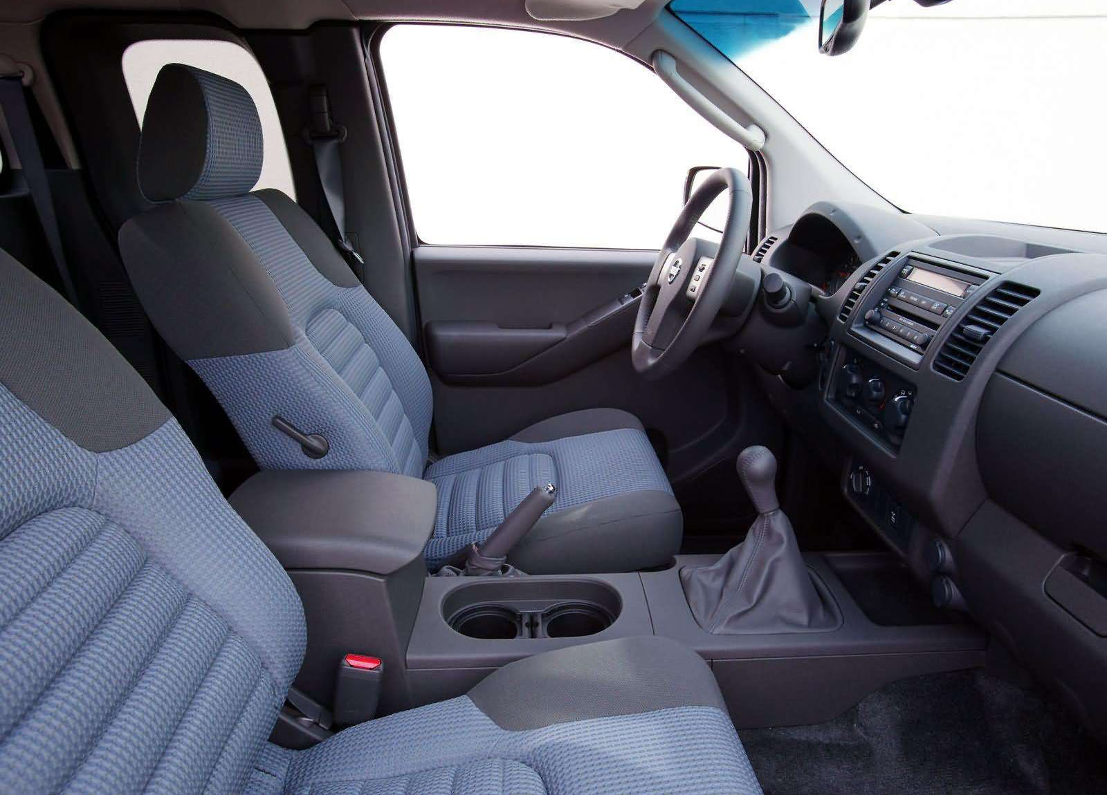 Nissan Frontier photo #4