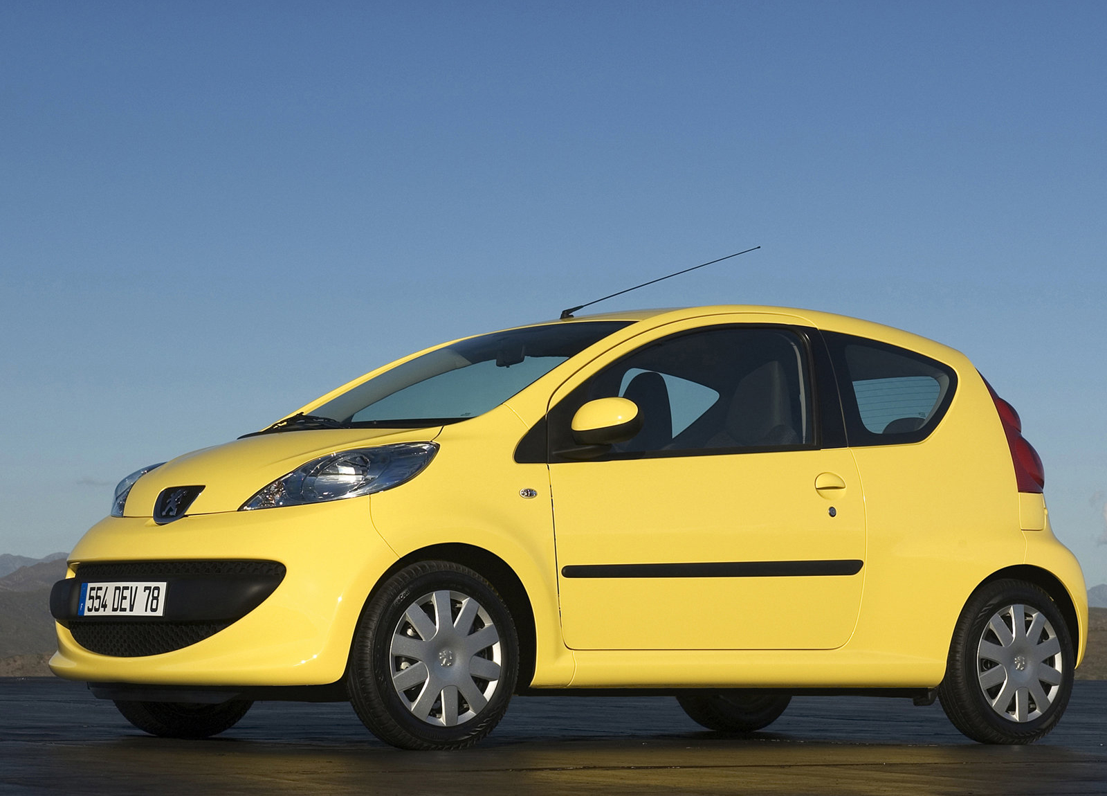 Peugeot 107 photo #29