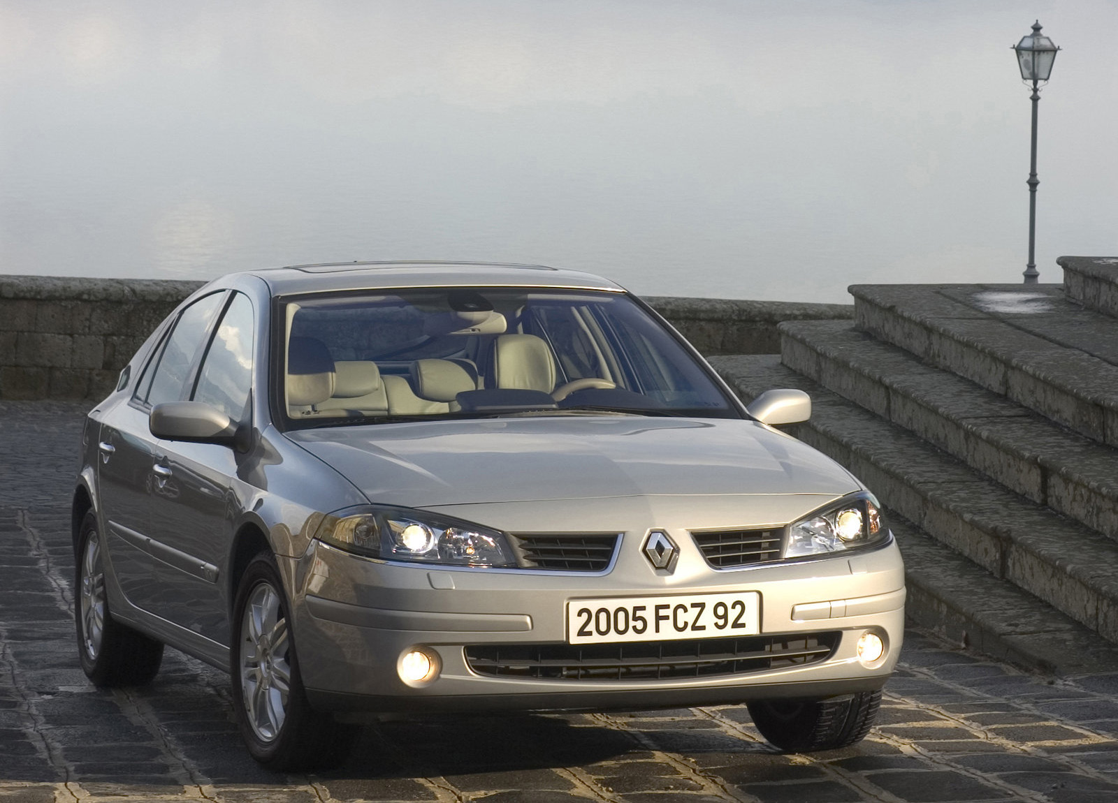 Renault Laguna photo #1