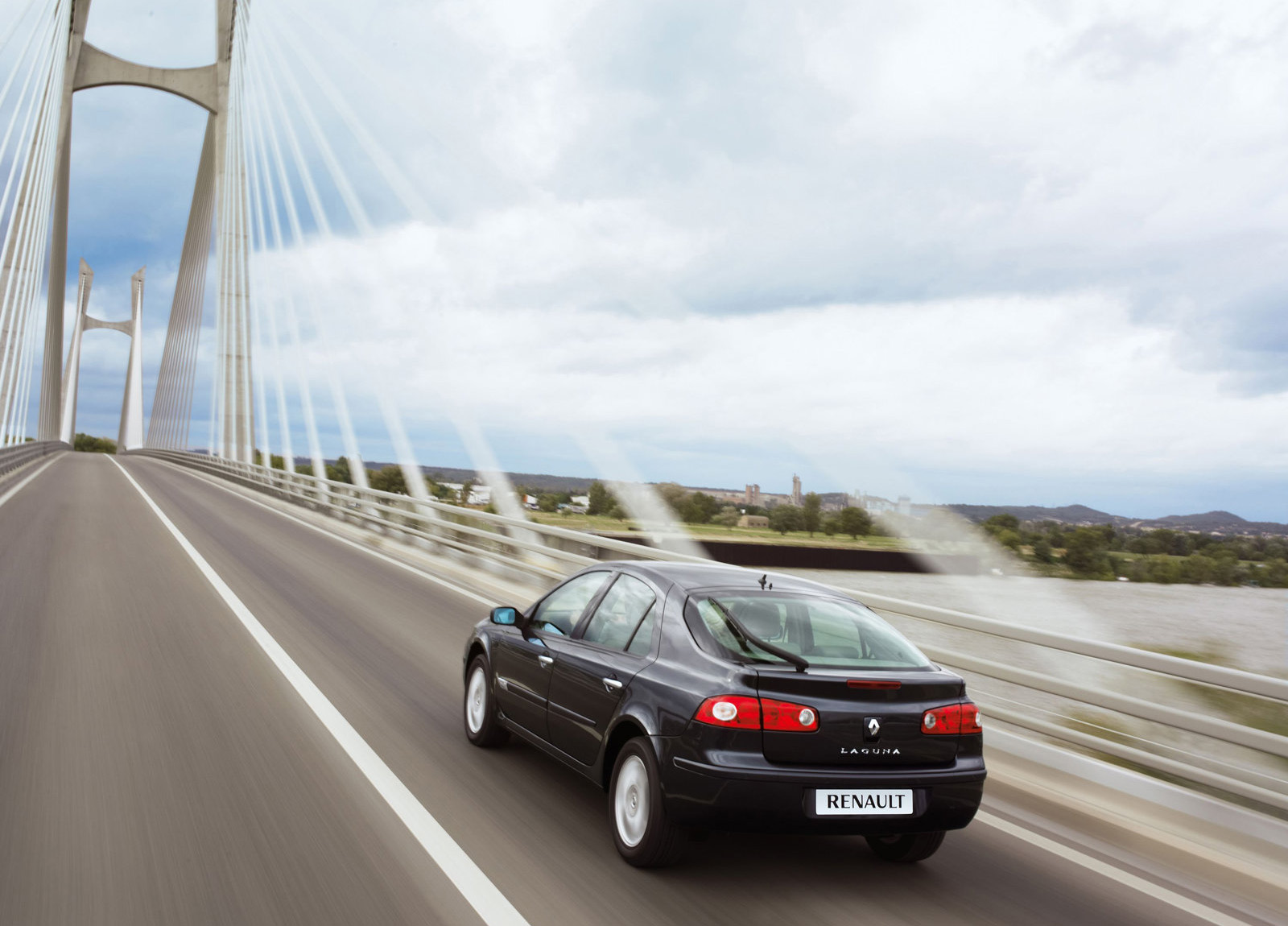 Renault Laguna photo #18