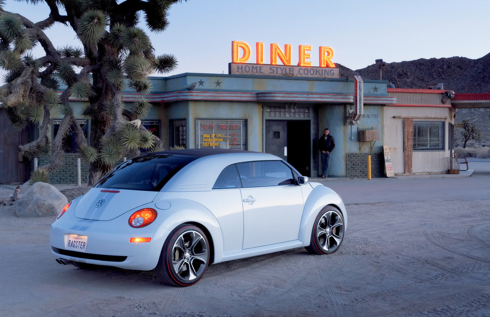 Volkswagen Beetle Р±РµР»С‹Р№