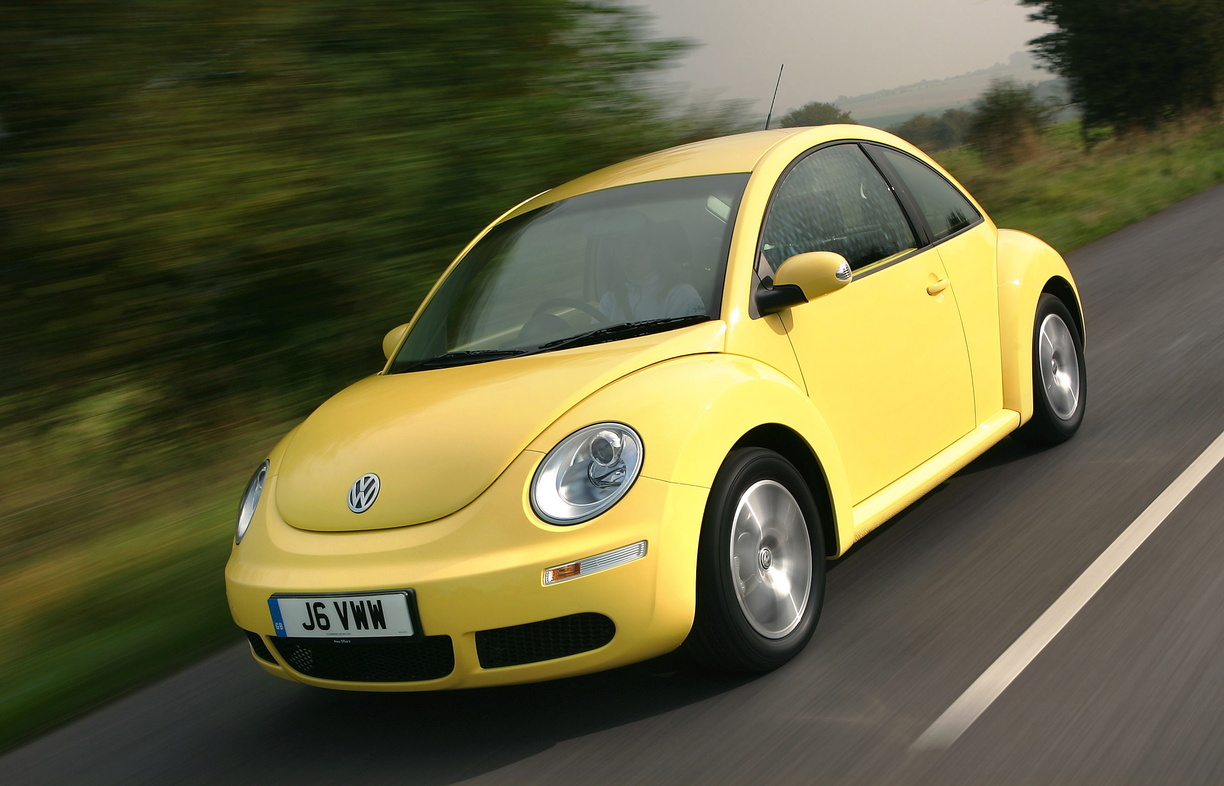 Volkswagen Beetle photo #2