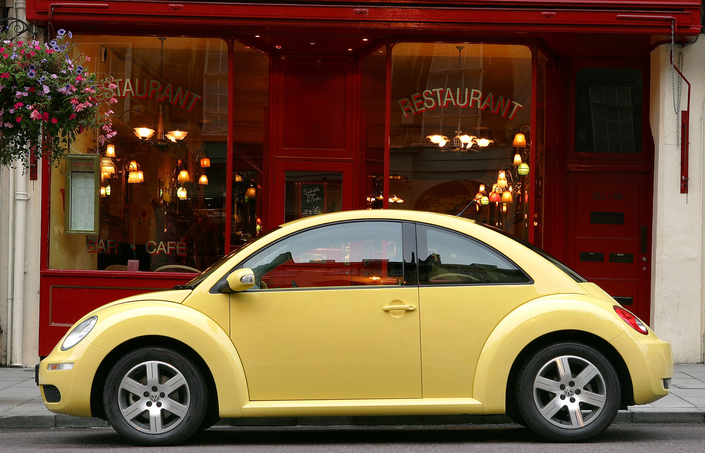 Volkswagen Beetle photo #3