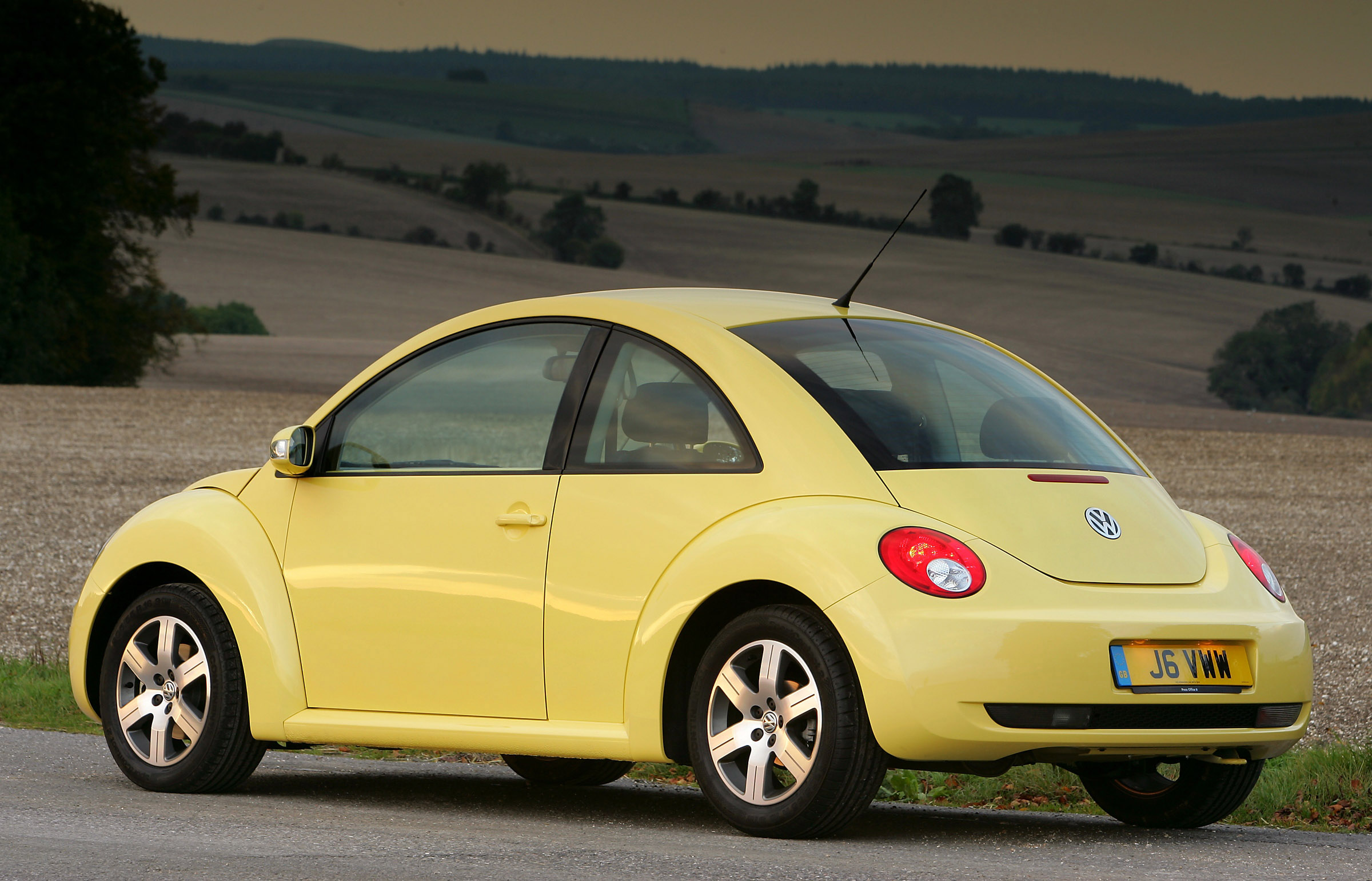 Volkswagen Beetle photo #9