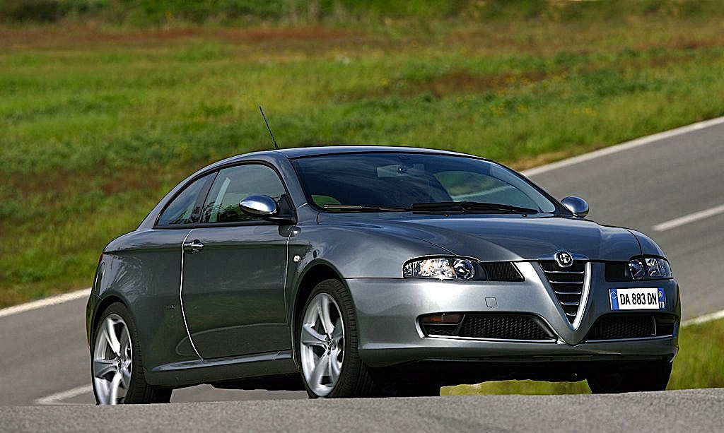 Alfa Romeo GT2 photo #3