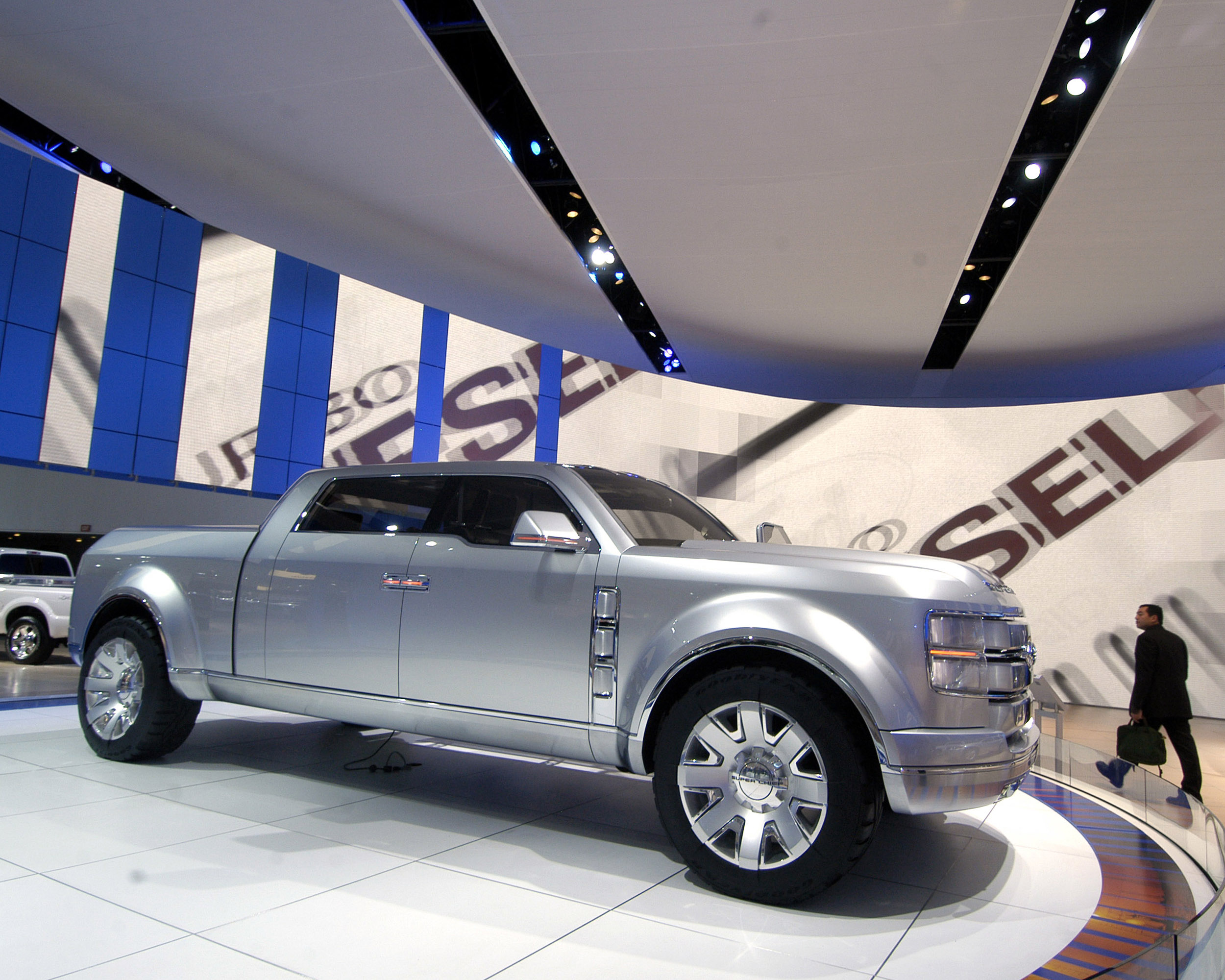 Ford F-250 Super Chief Concept photo #6