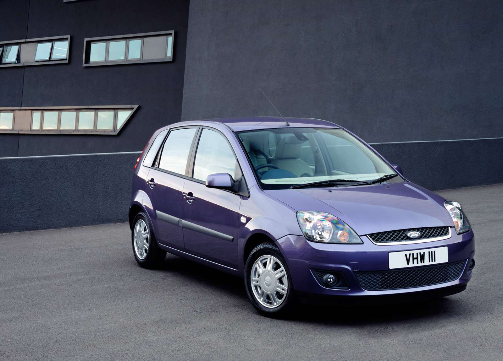 Ford Fiesta photo #2