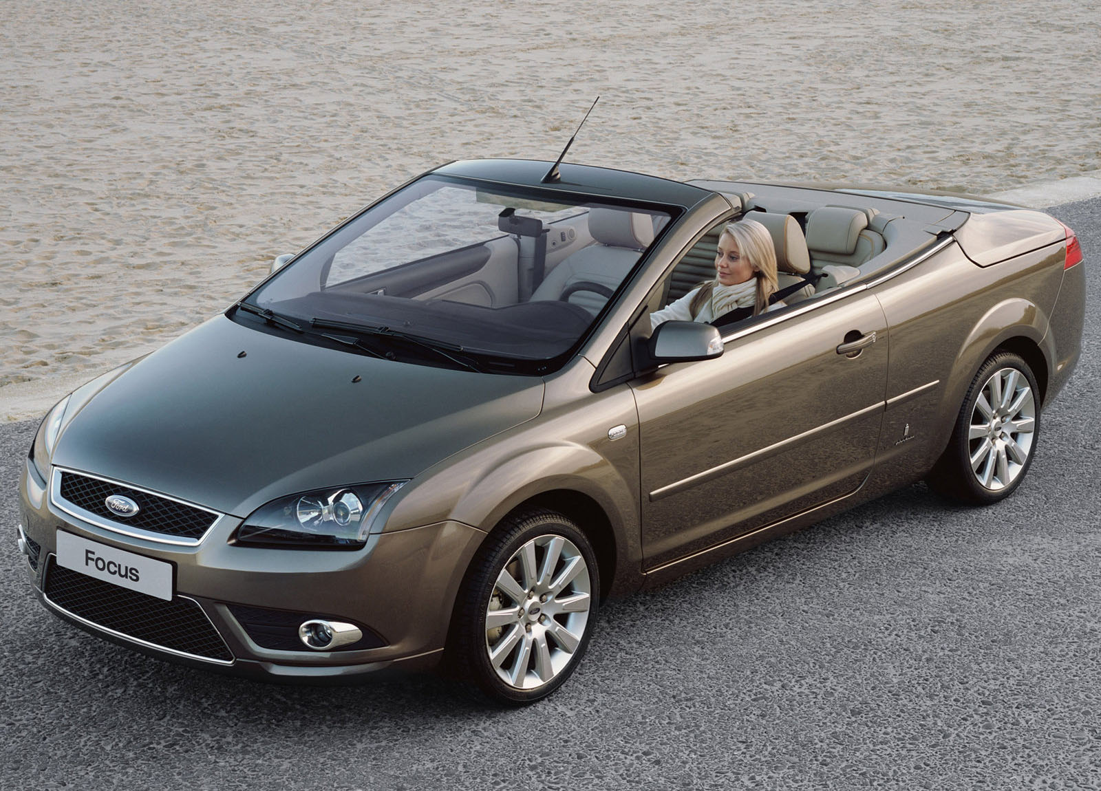 Ford Focus Coupe-Cabriolet photo #1