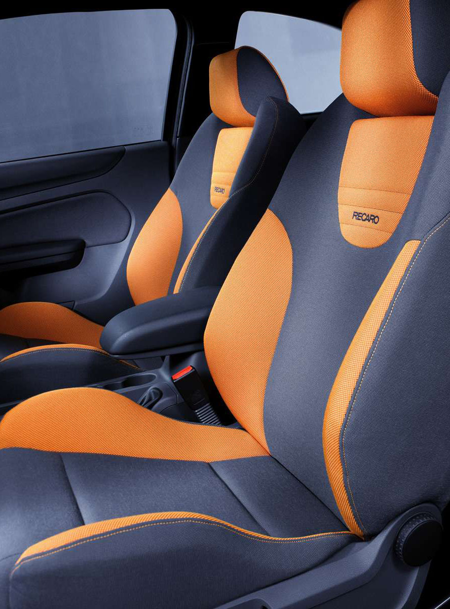 Ford Focus ST photo #11