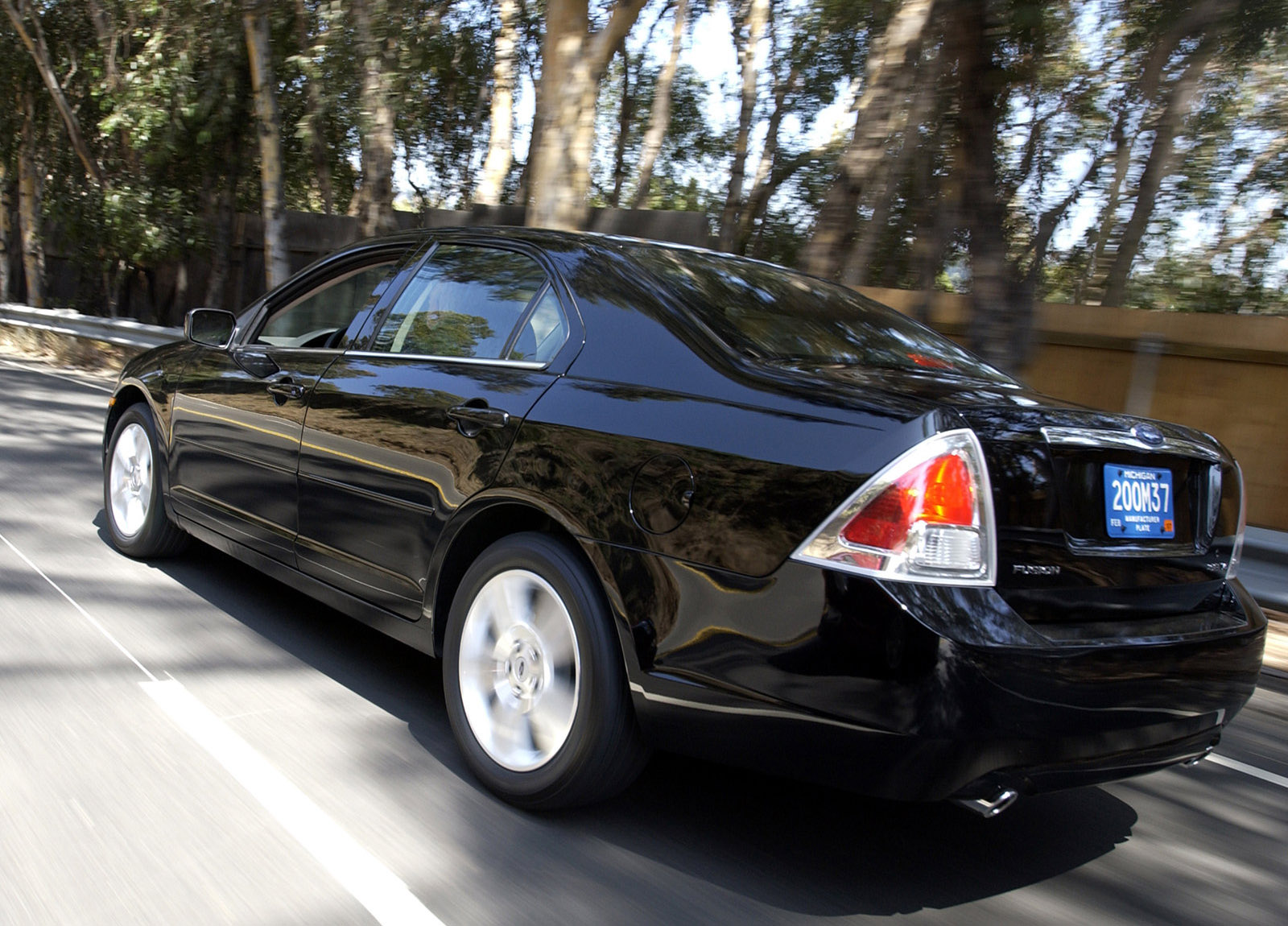 Ford Fusion photo #23