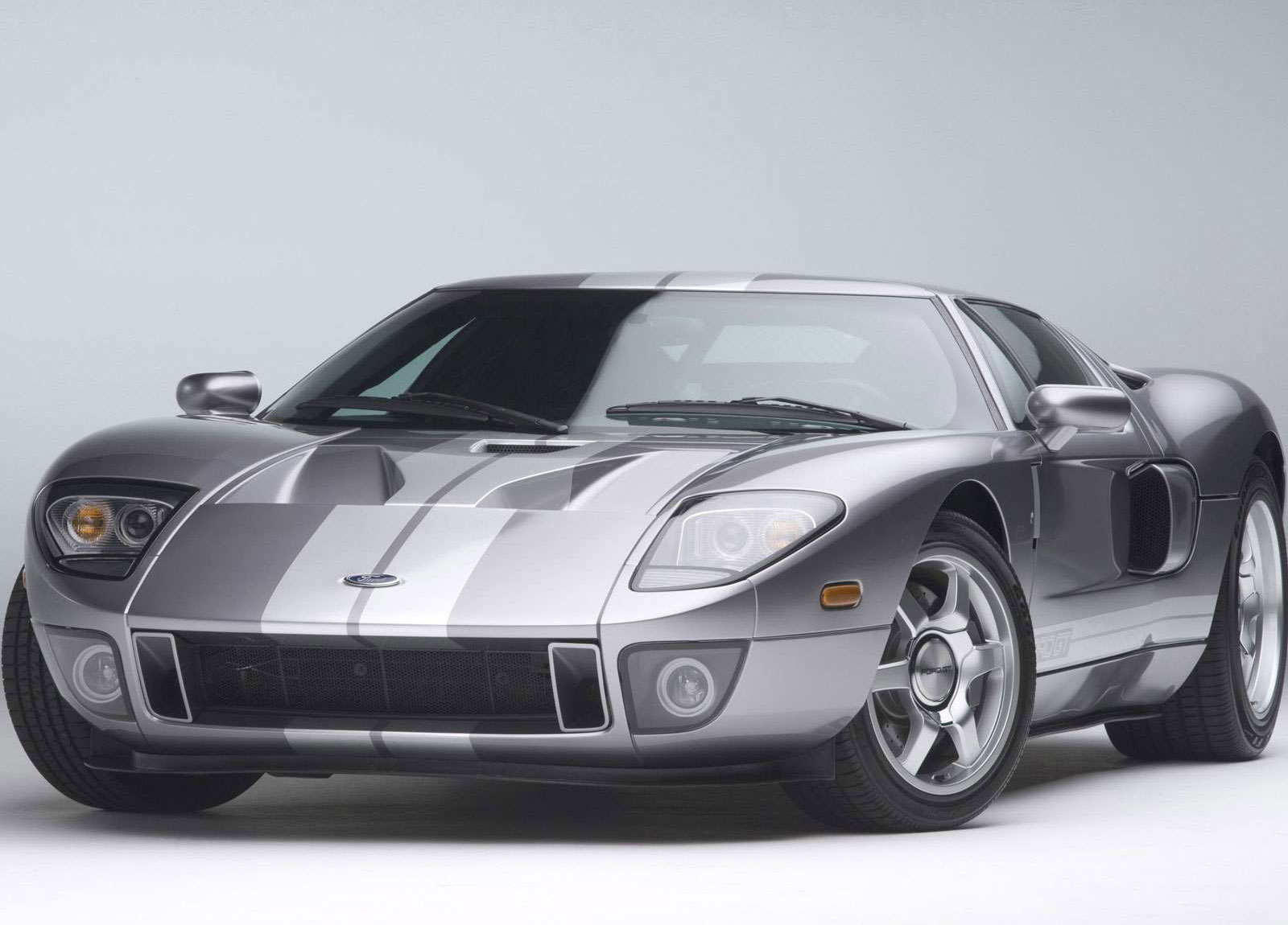 Ford GT photo #1