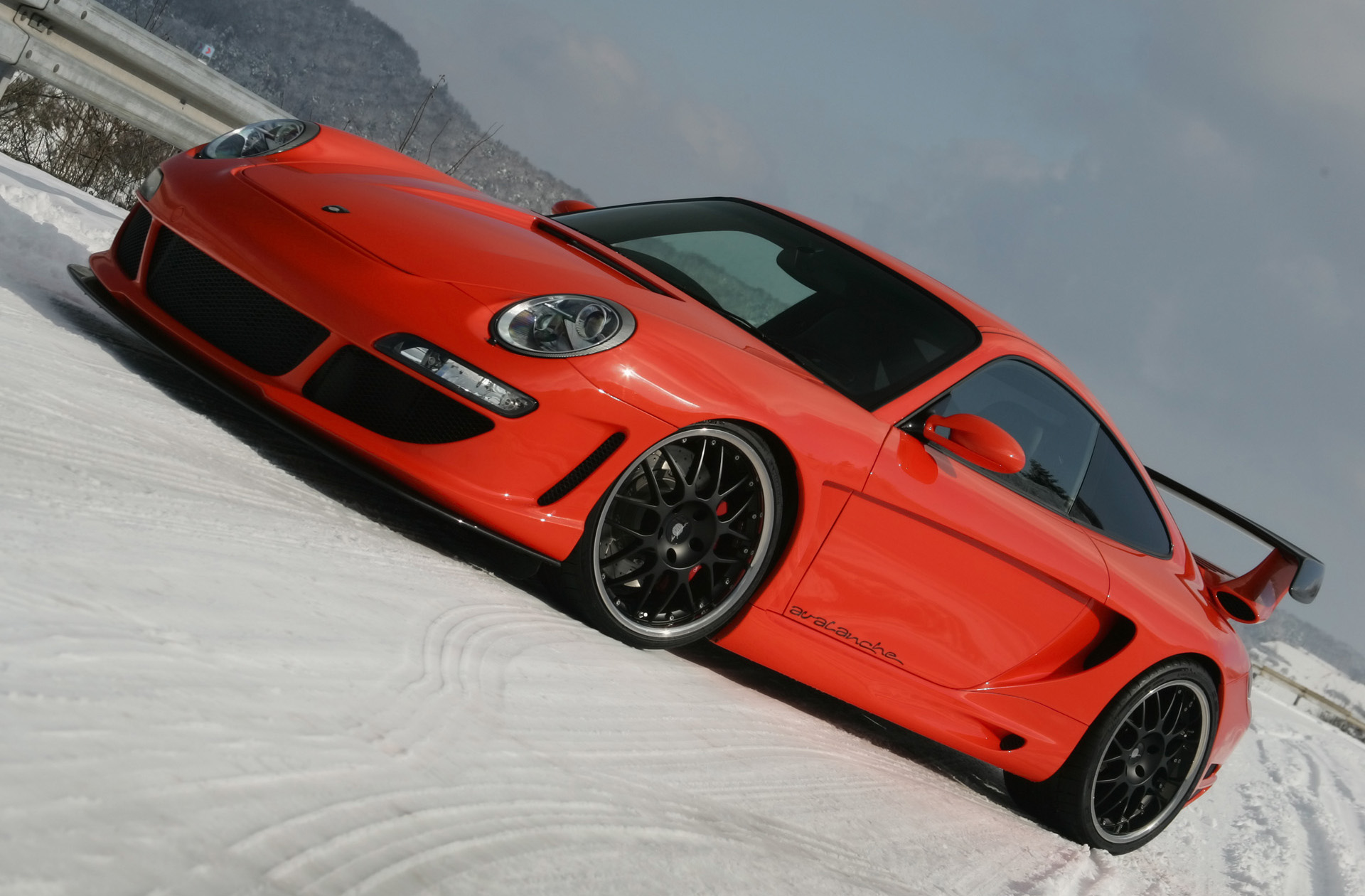 Gemballa Porsche GTR 650 Evo Orange photo #7