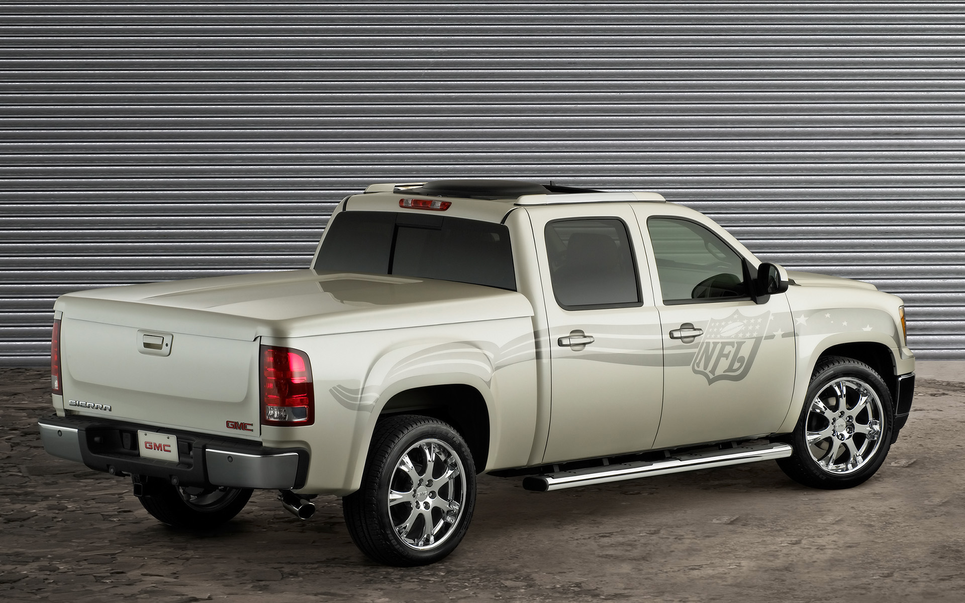 2006 Gmc Sierra Nfl Crew Cab Hd Pictures Carsinvasion Com