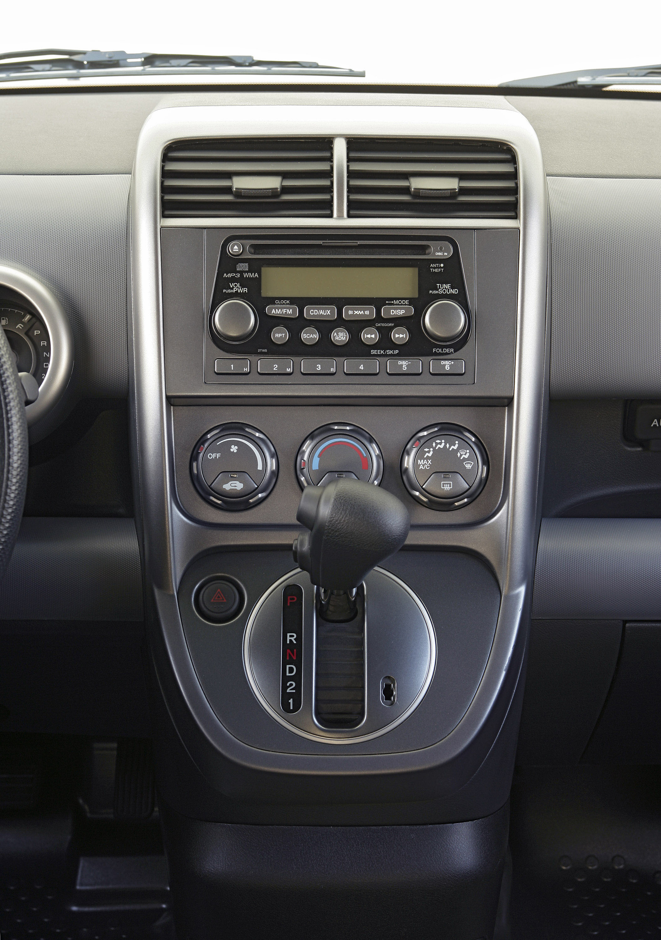 Honda Element EX-P photo #20