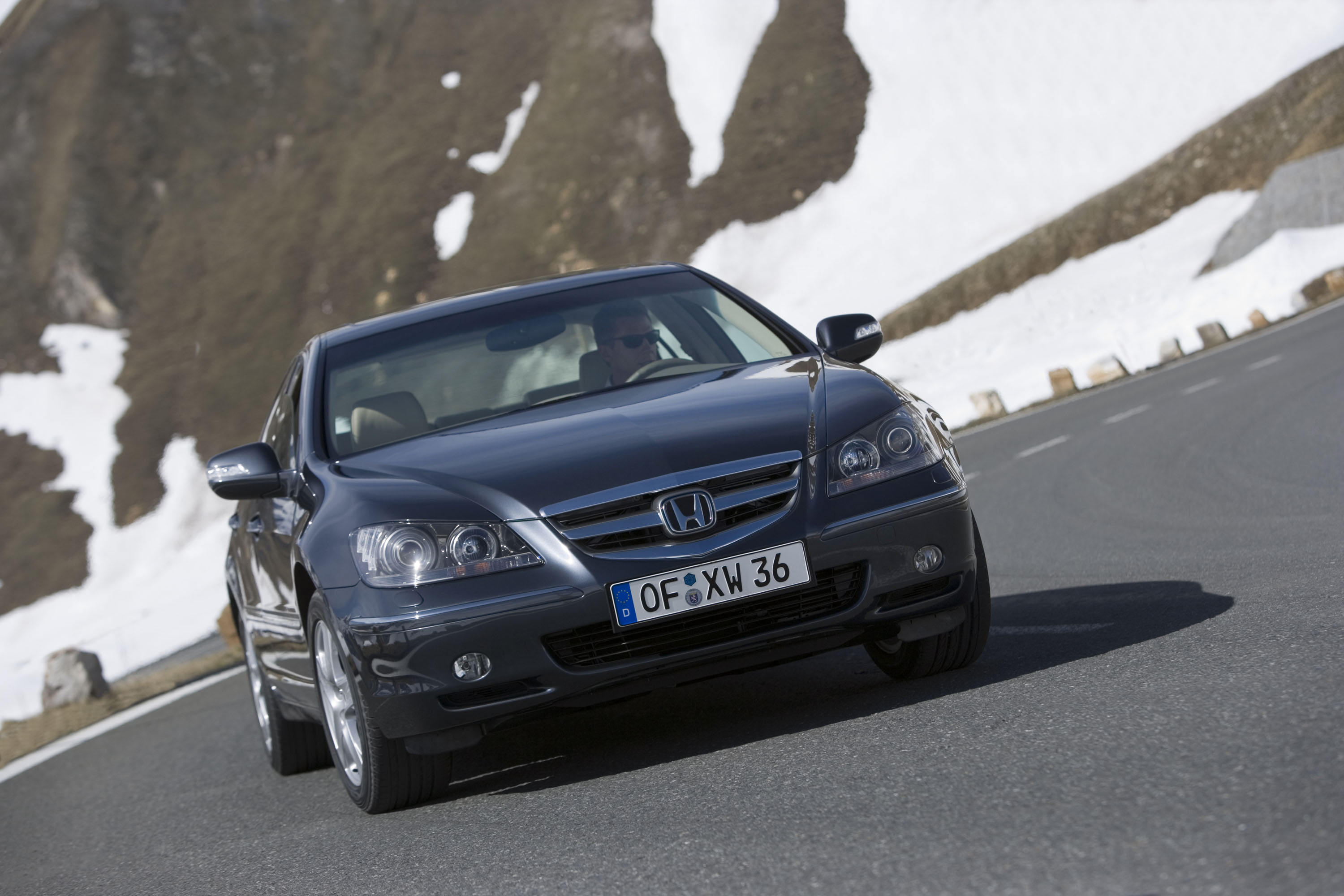 Honda Legend photo #19