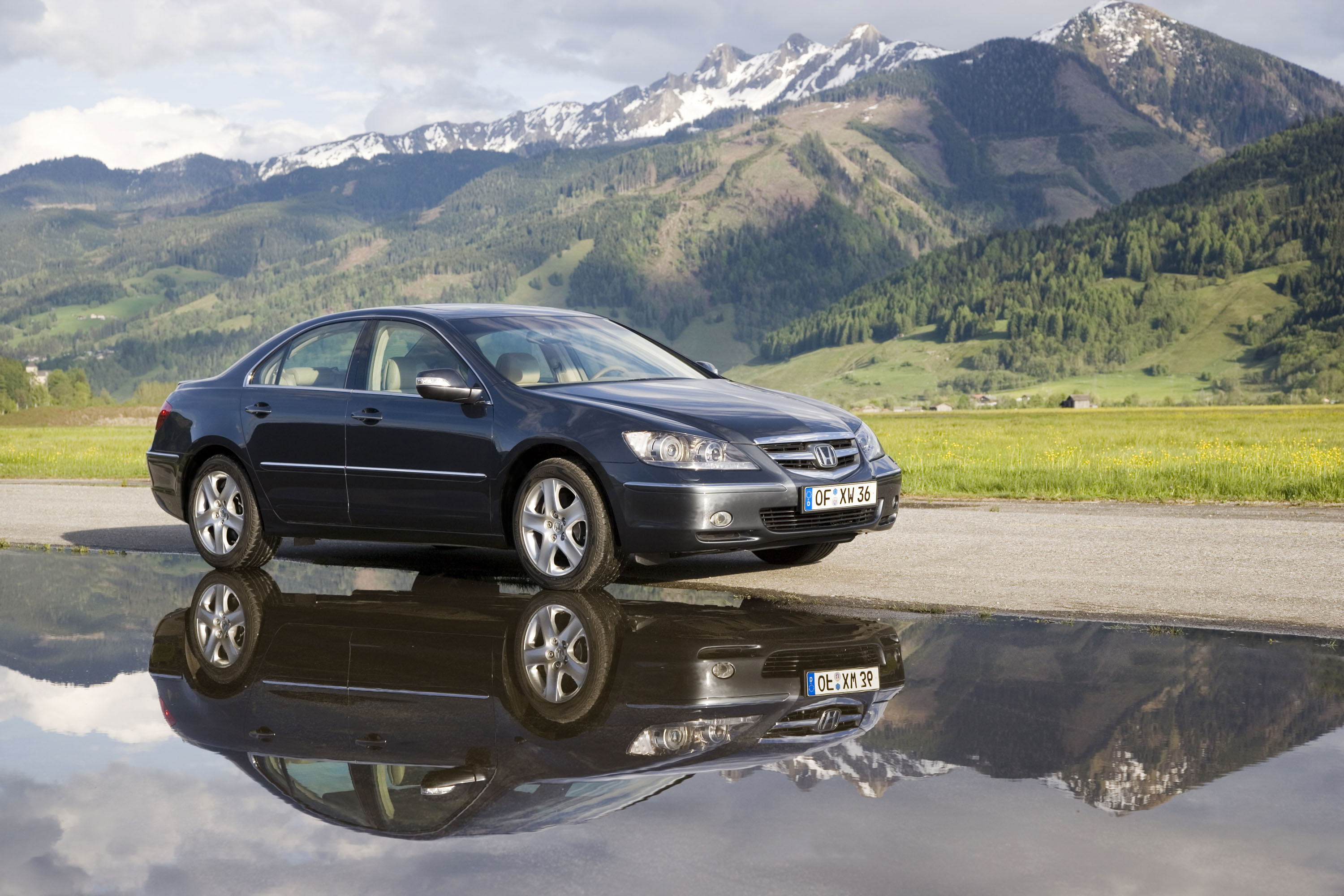 Honda Legend photo #22