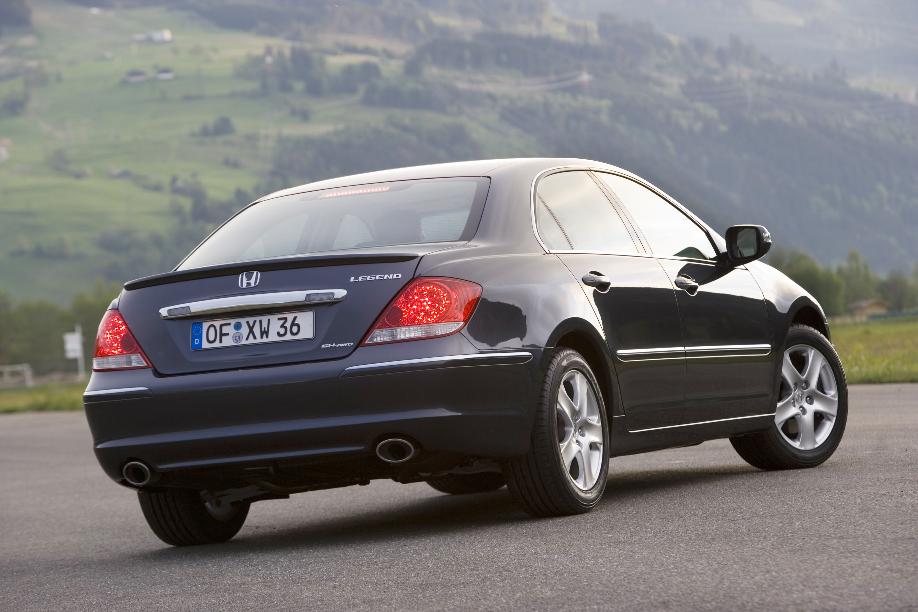 Honda Legend photo #59