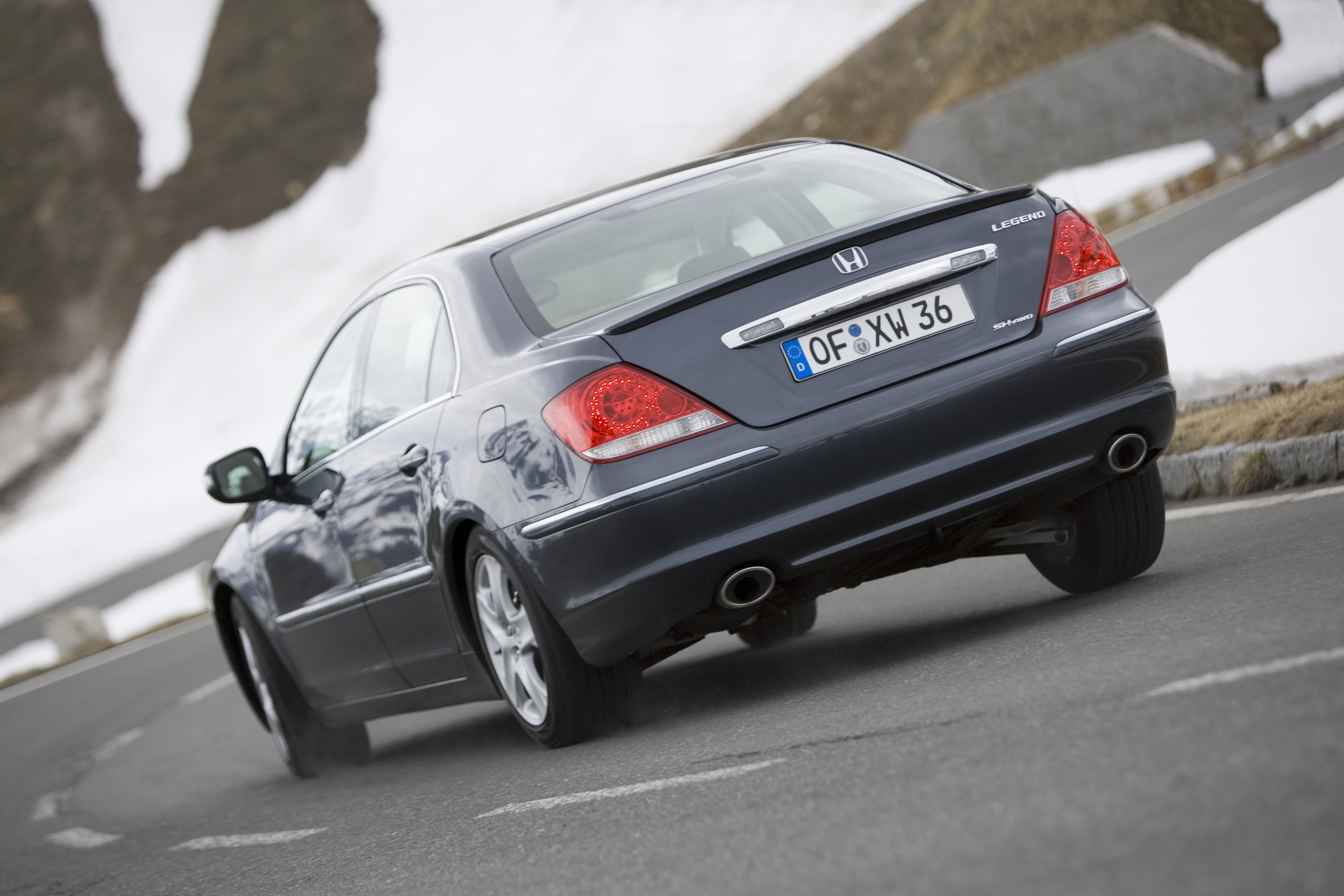 Honda Legend photo #61